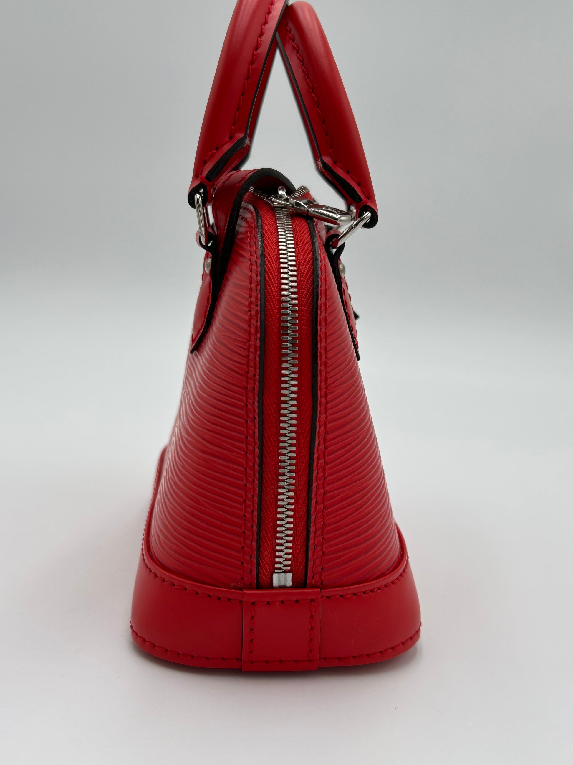 LV Alma Nano