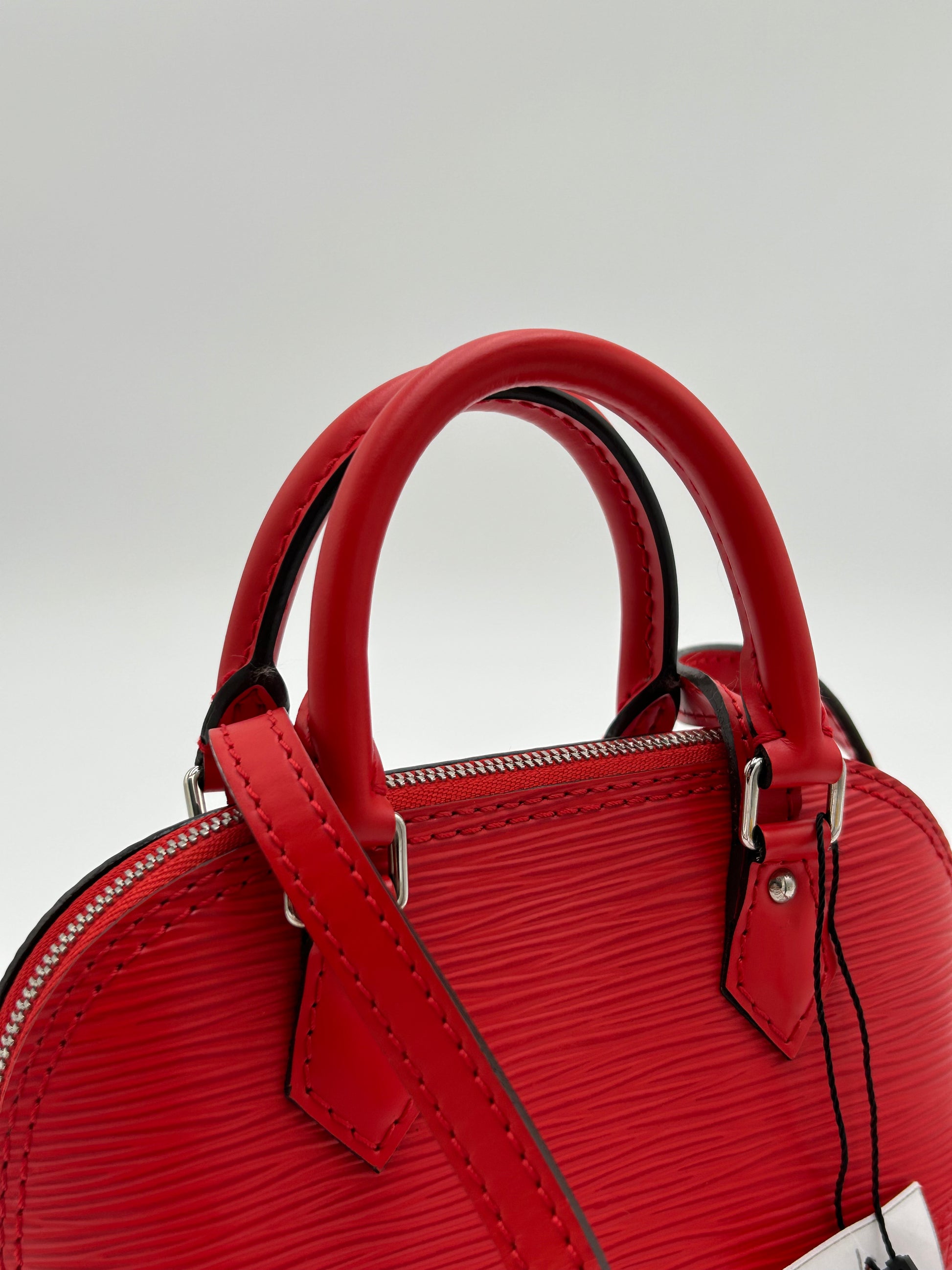 LV Alma Nano
