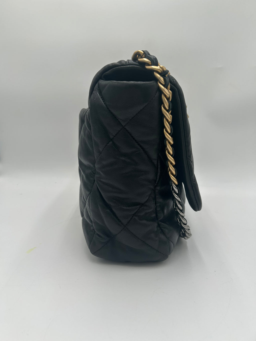 Chanel C19 Maxi