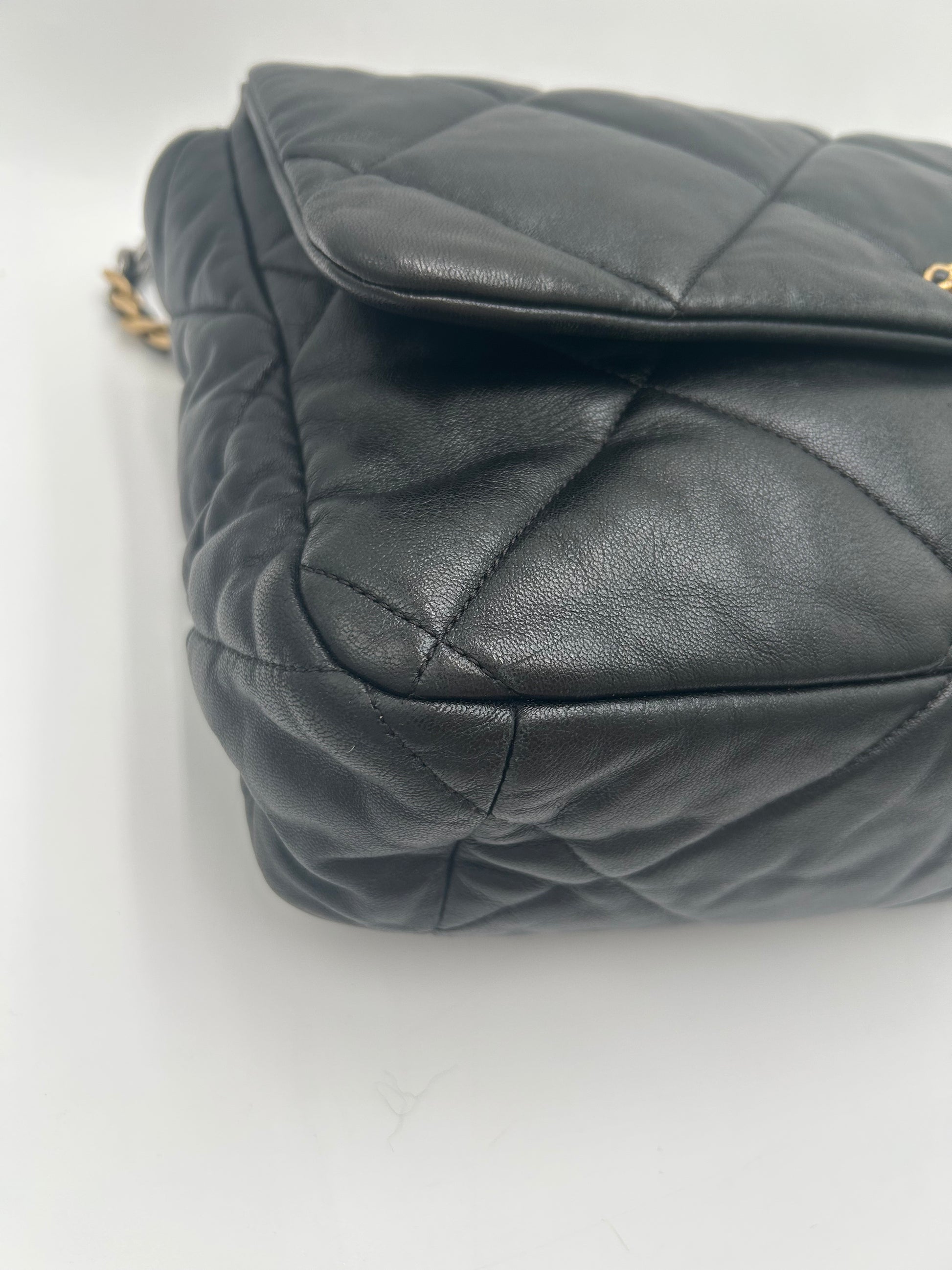 Chanel C19 Maxi