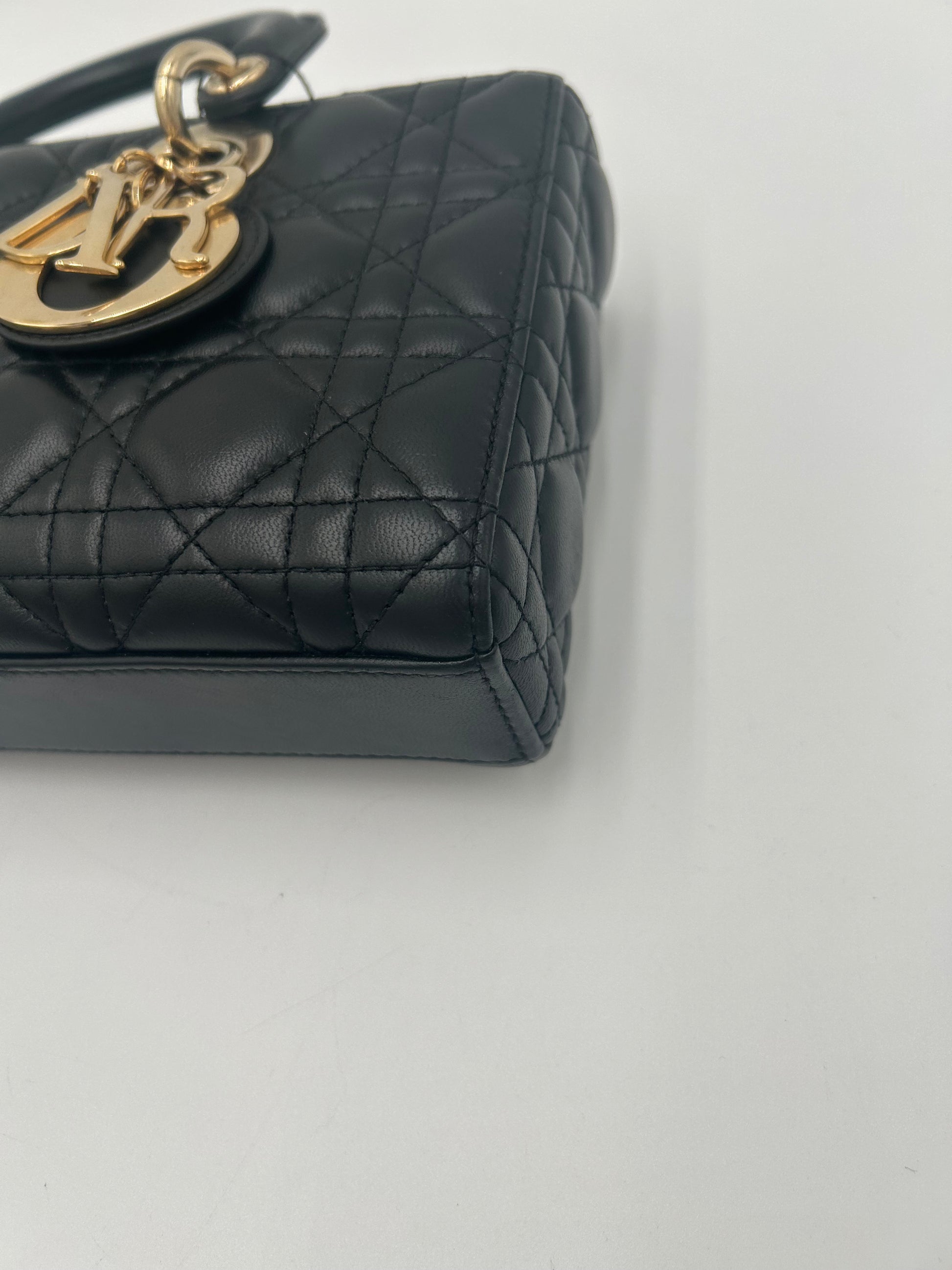 Dior D-Joy Medium