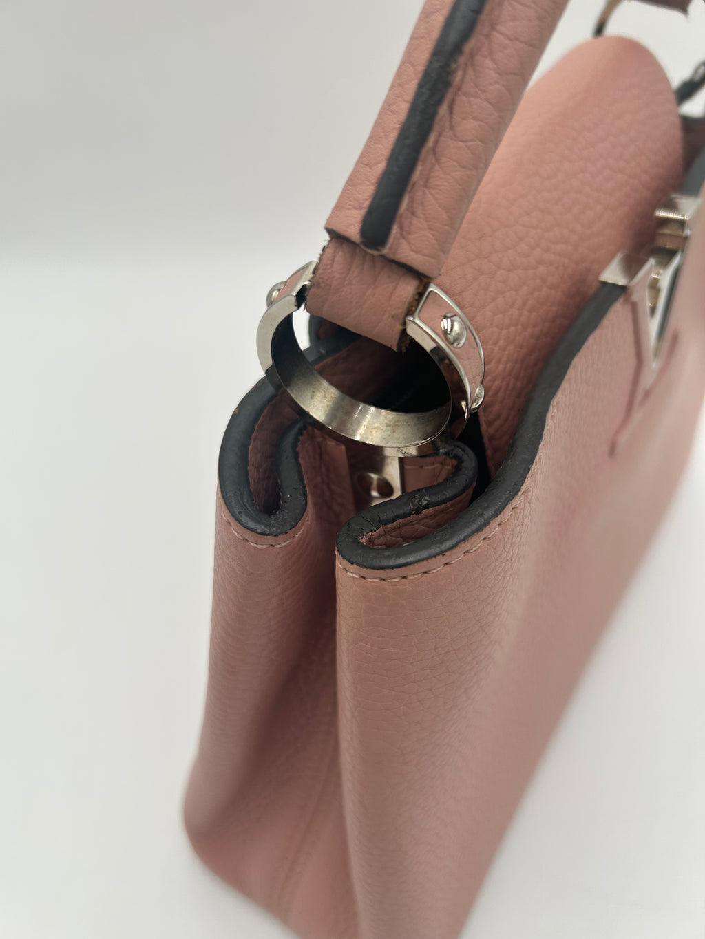 Louis Vuitton Capucines BB