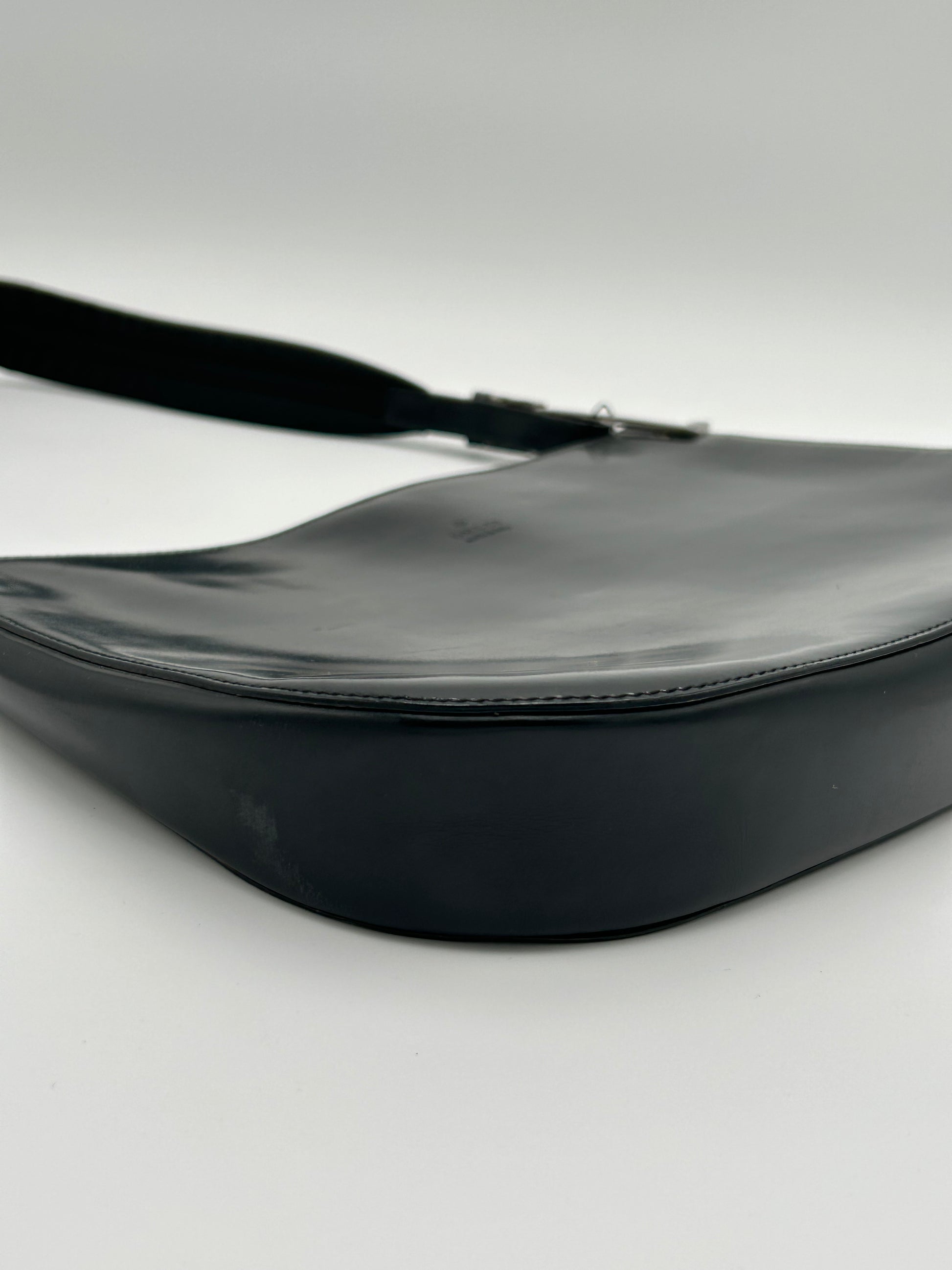 Gucci Patent Shoulderbag