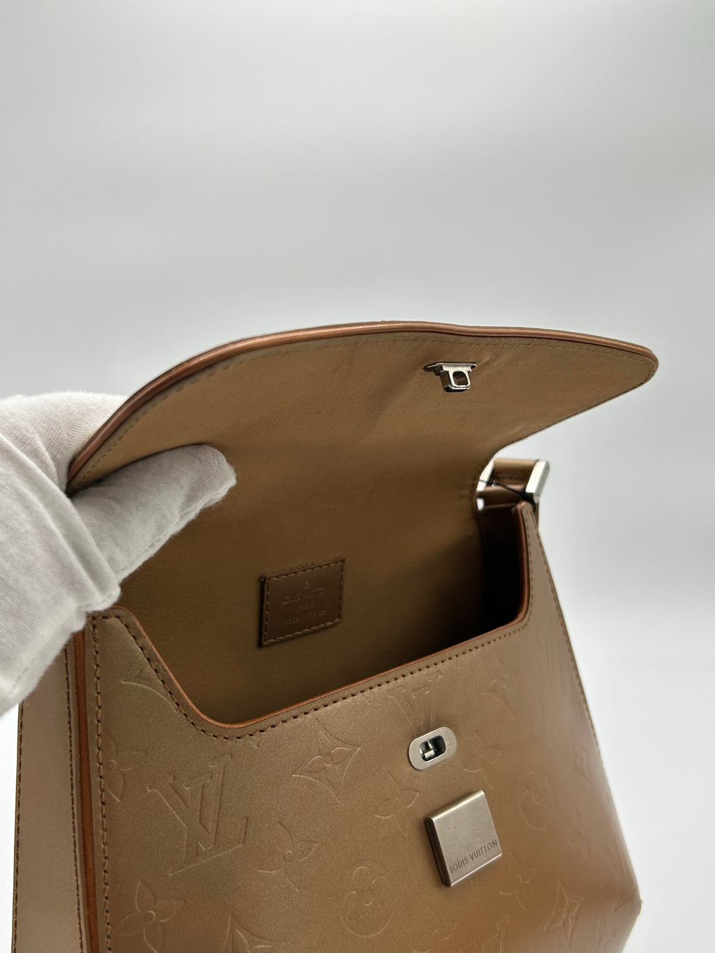 Louis Vuitton Mat Webster