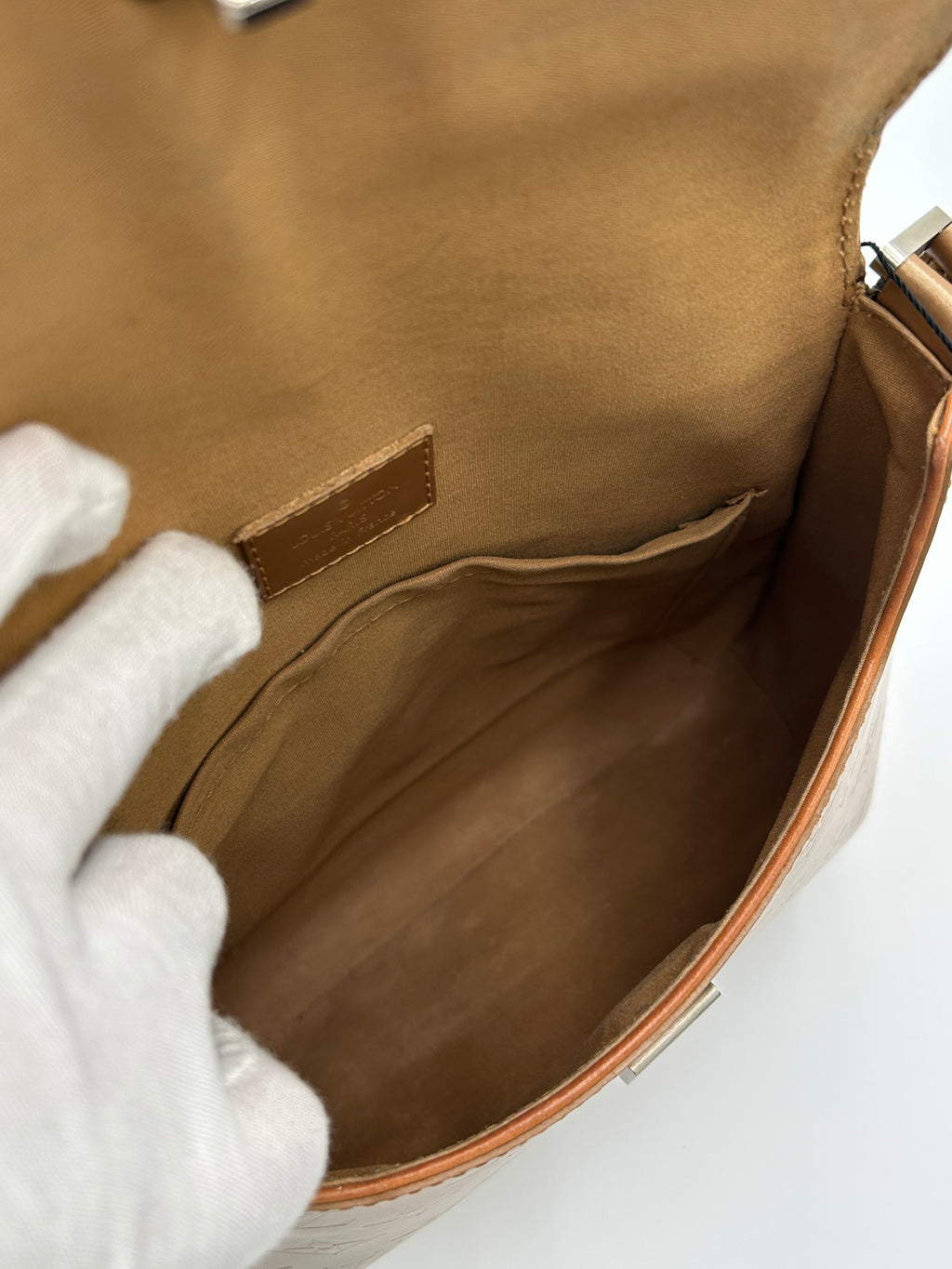 Louis Vuitton Mat Webster