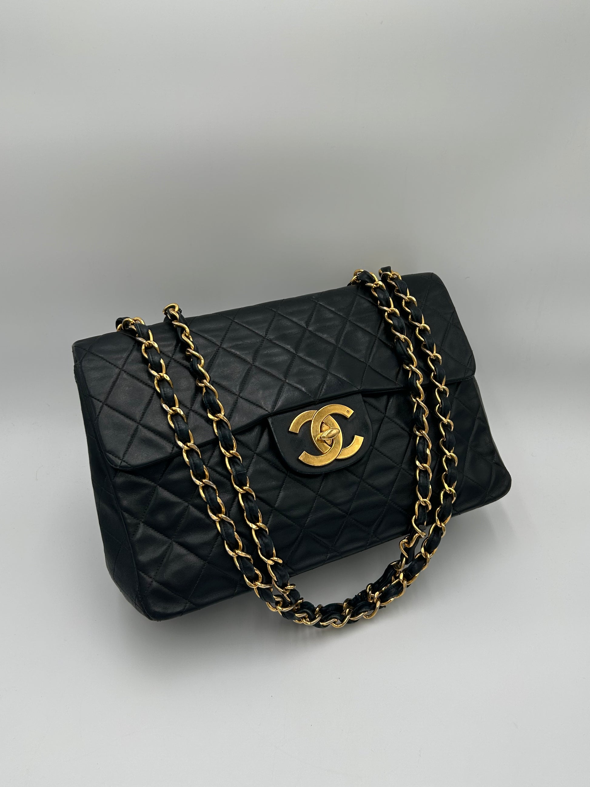 Chanel Maxi Big CC