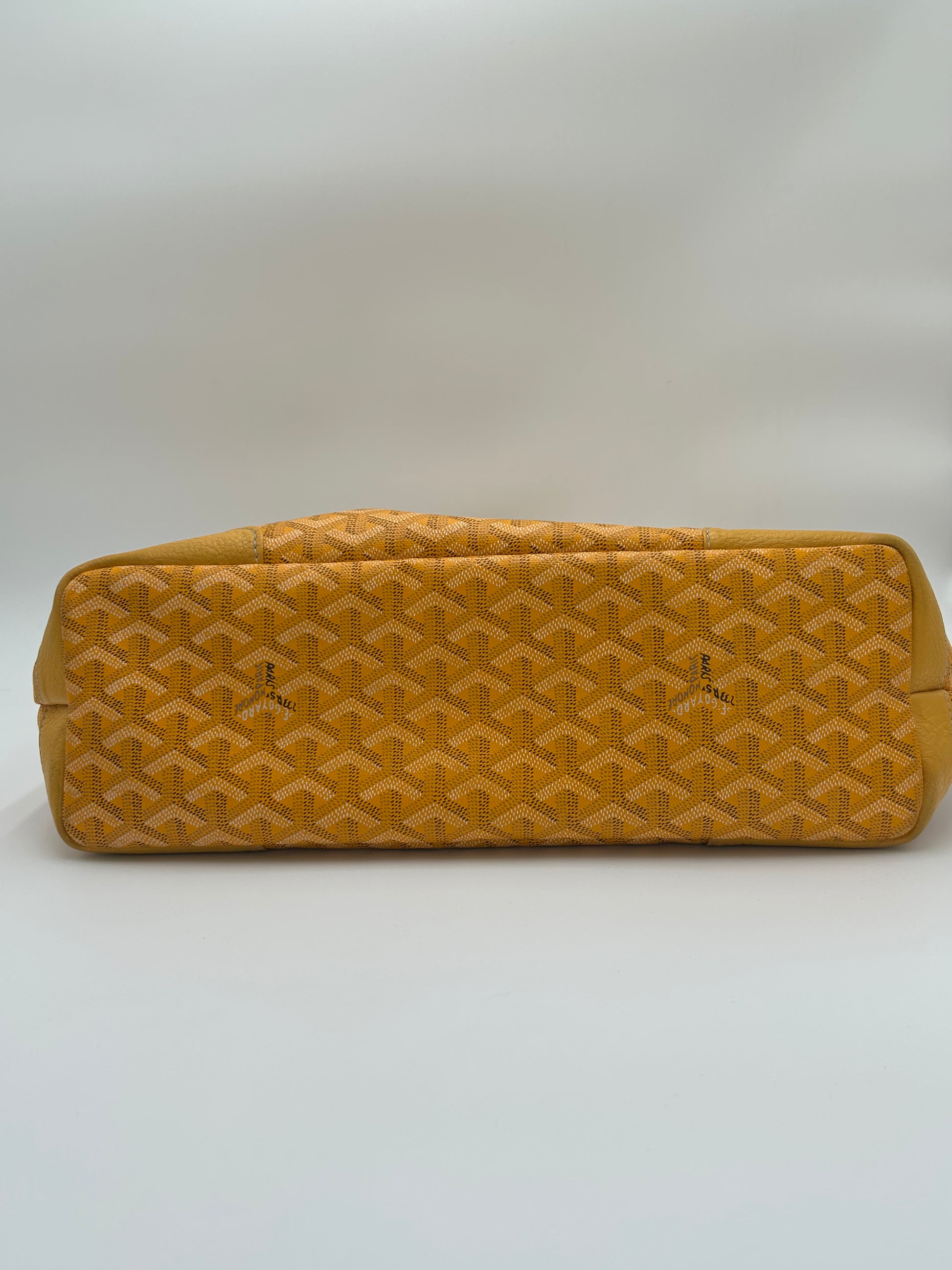 Goyard Grenadine