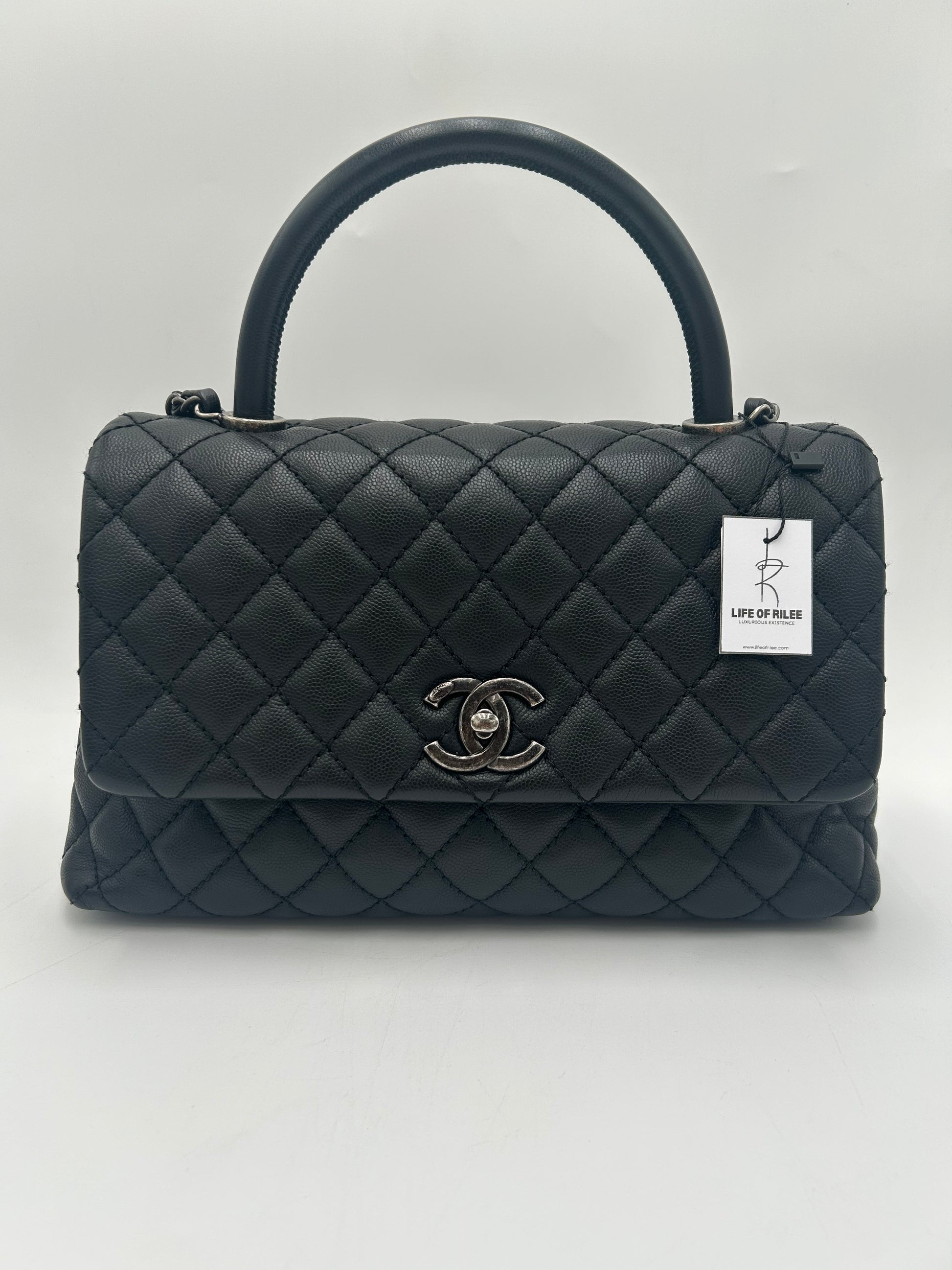 Chanel Coco Handle Medium