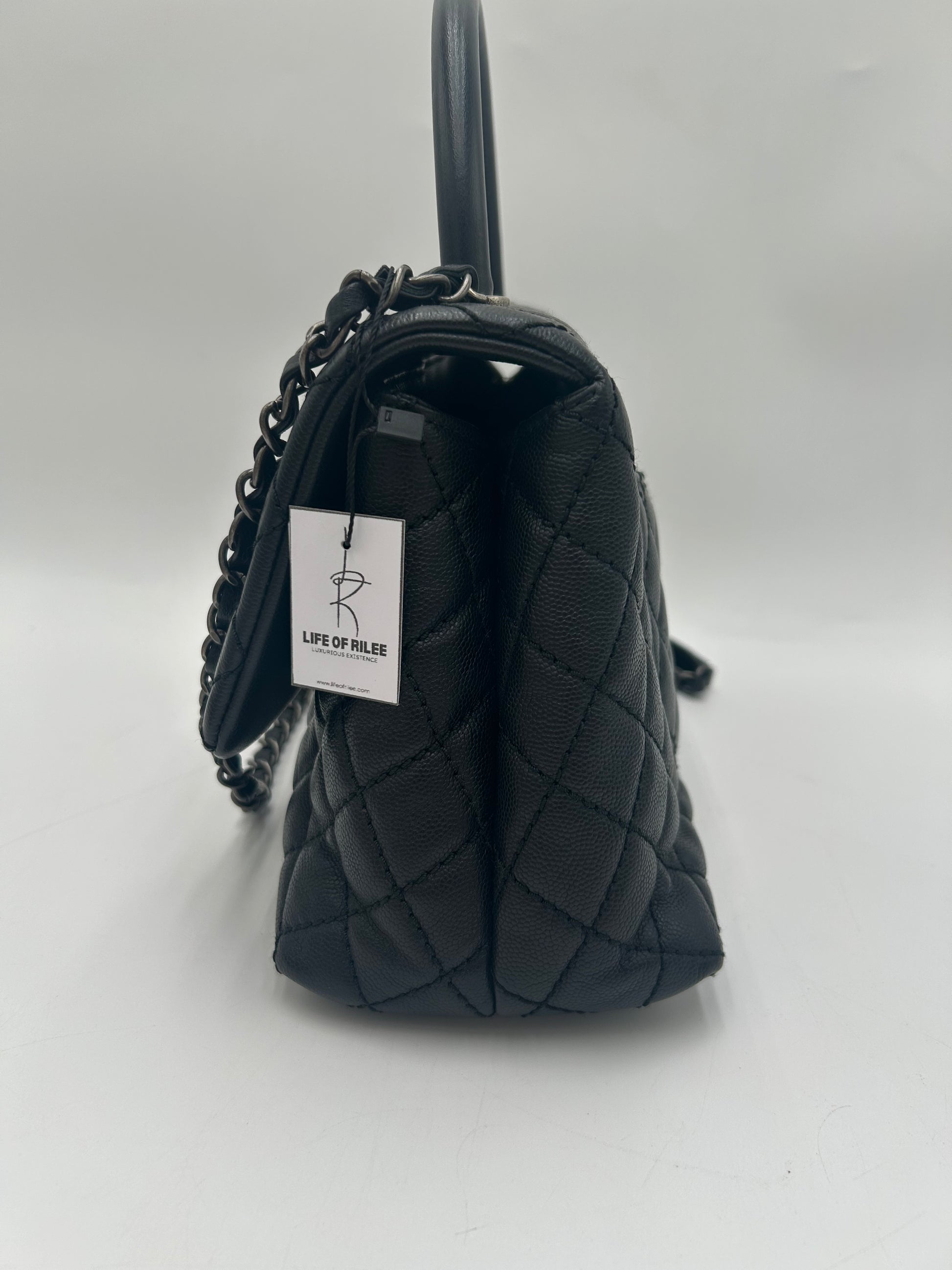 Chanel Coco Handle Medium