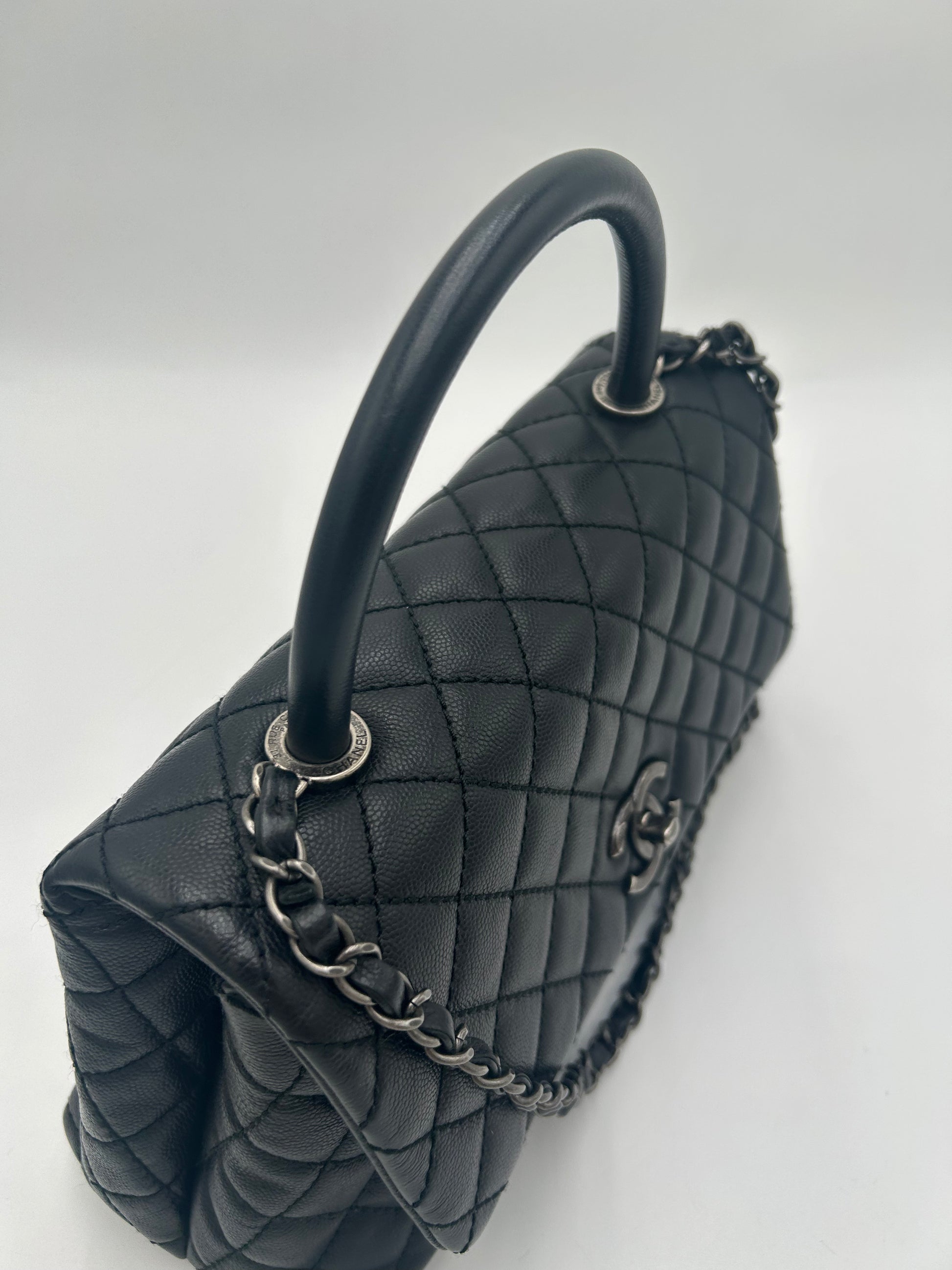 Chanel Coco Handle Medium