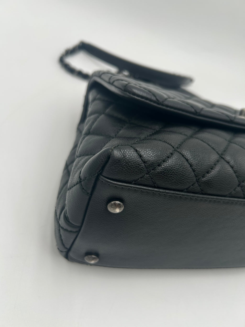 Chanel Coco Handle Medium