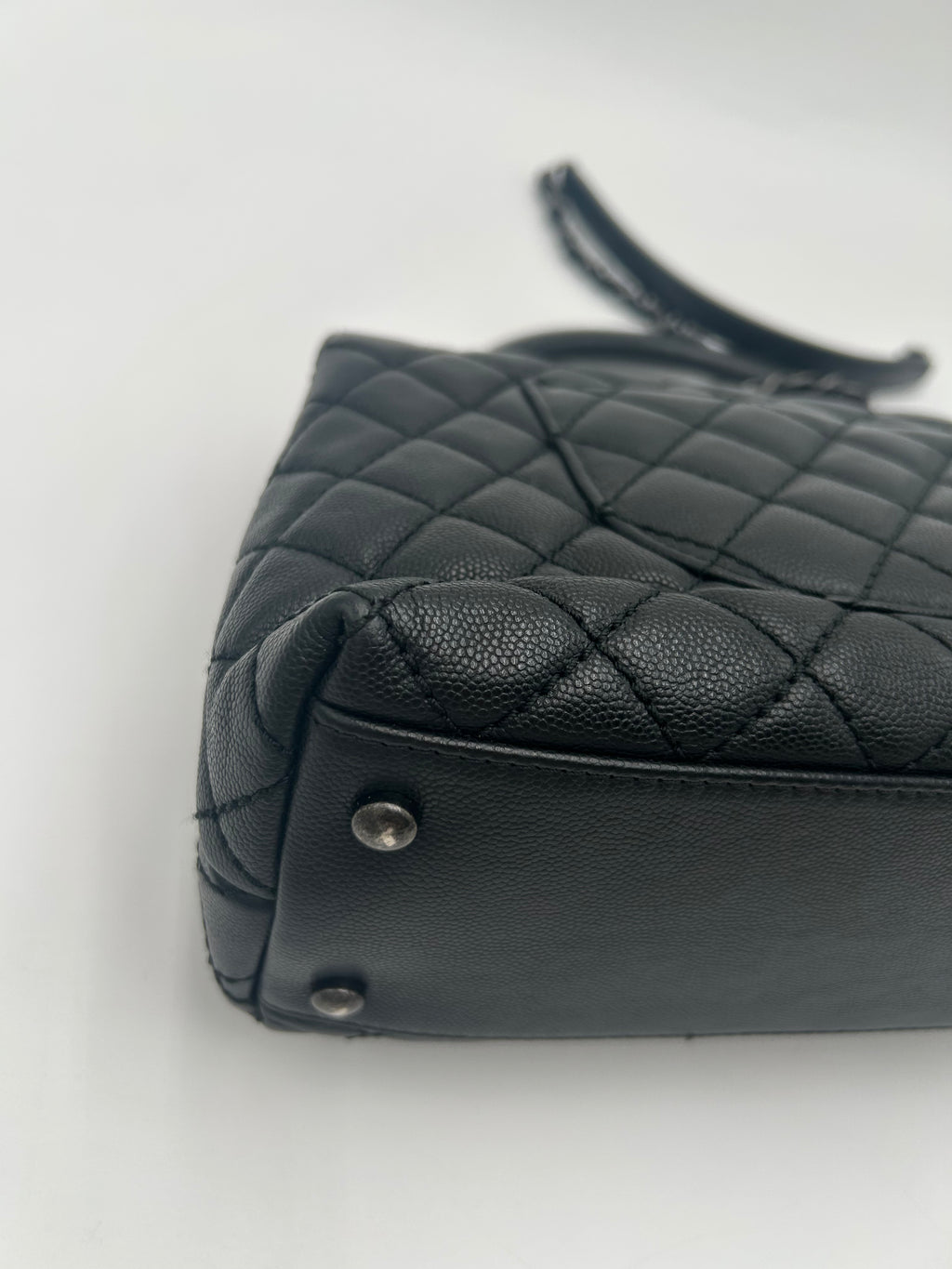 Chanel Coco Handle Medium