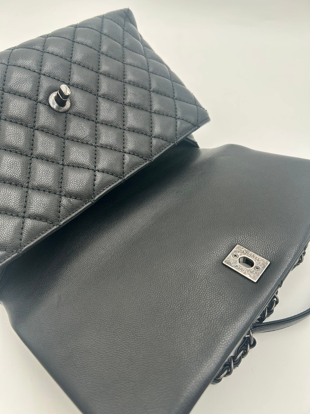 Chanel Coco Handle Medium