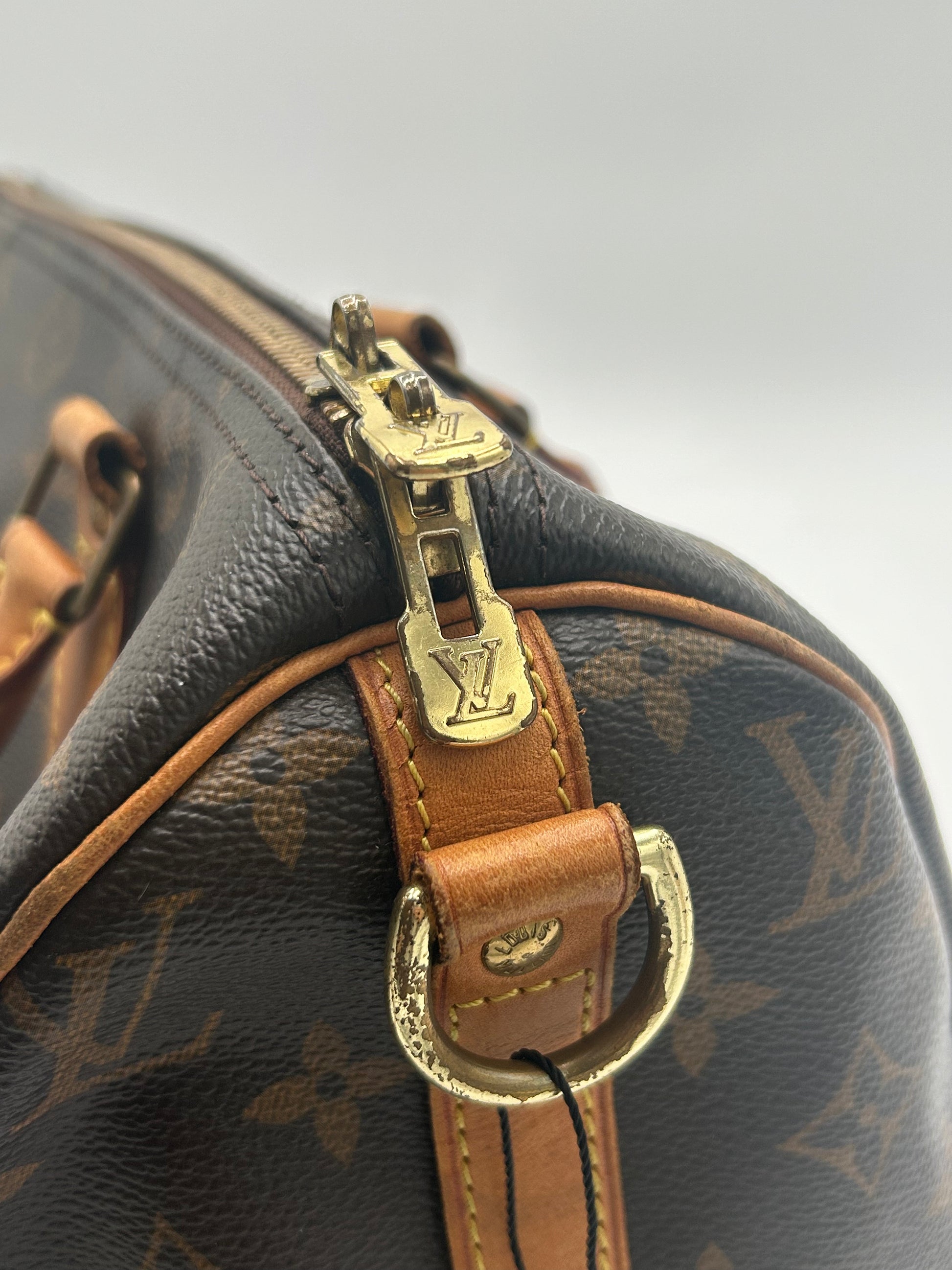 LV Speedy Bandouliere 30