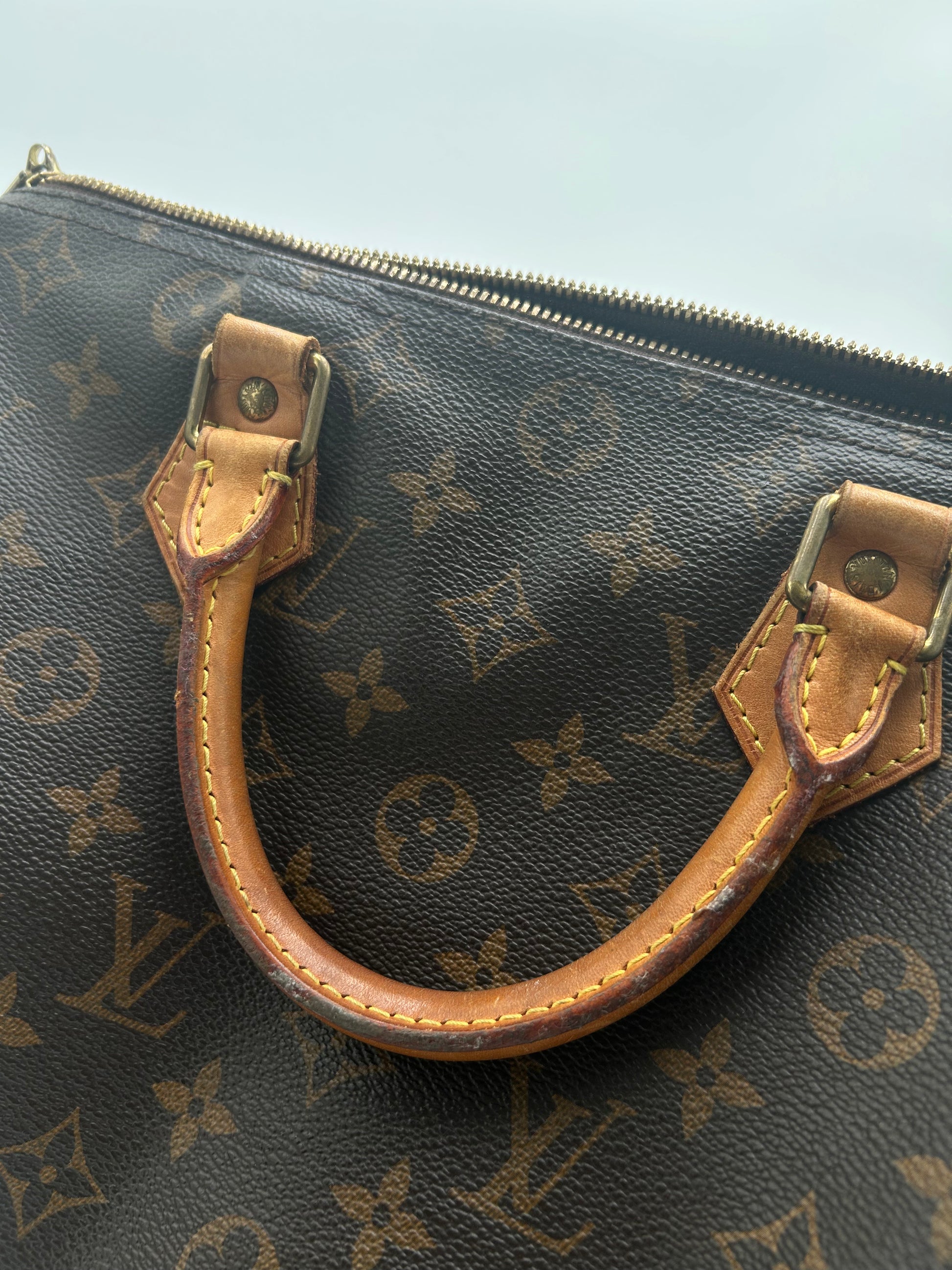 LV Speedy Bandouliere 30