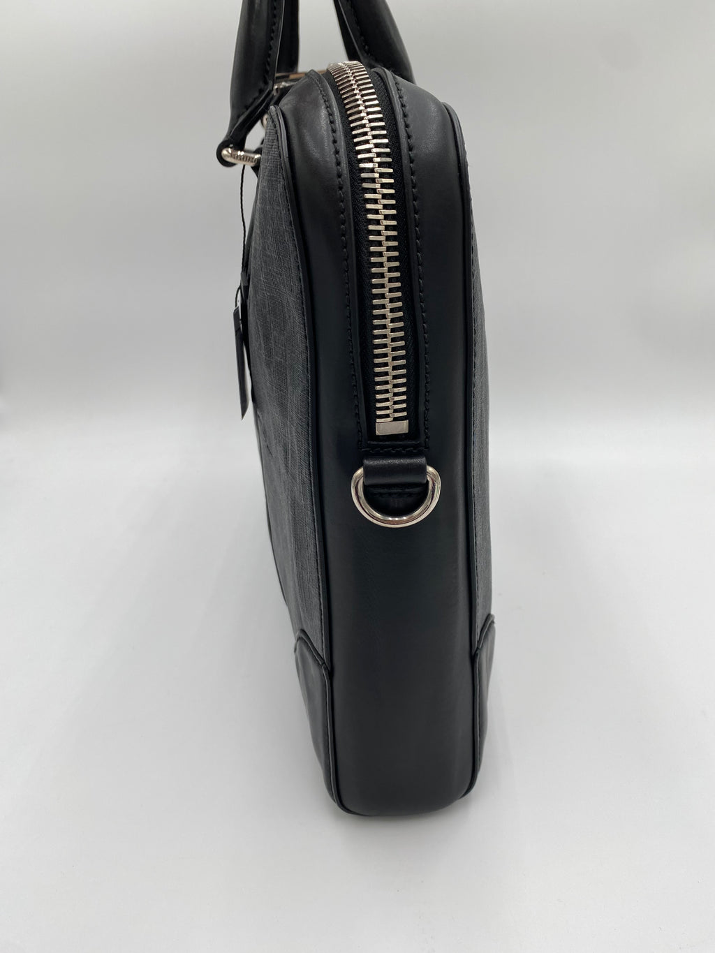 Gucci Supreme Document Bag