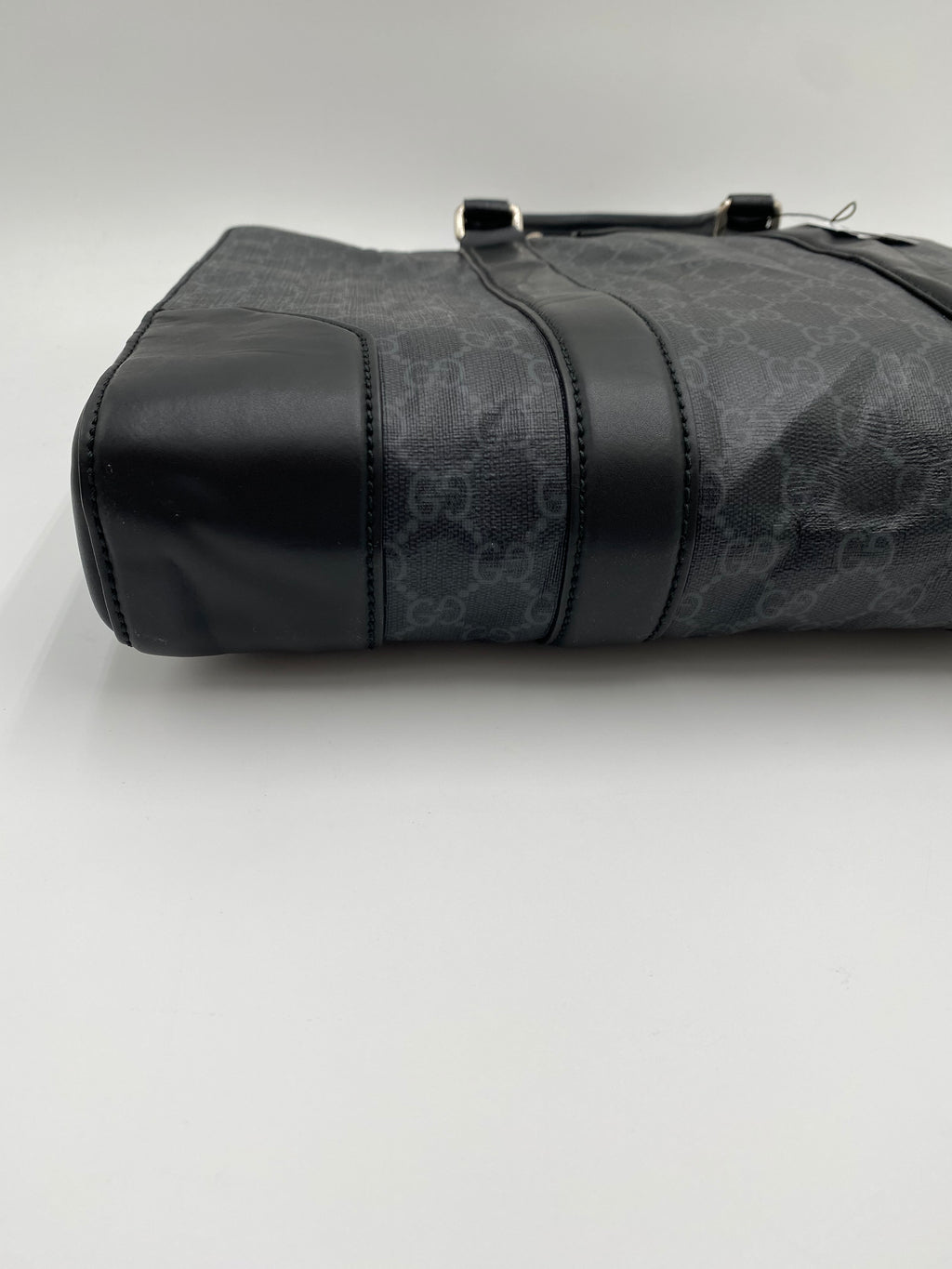 Gucci Supreme Document Bag