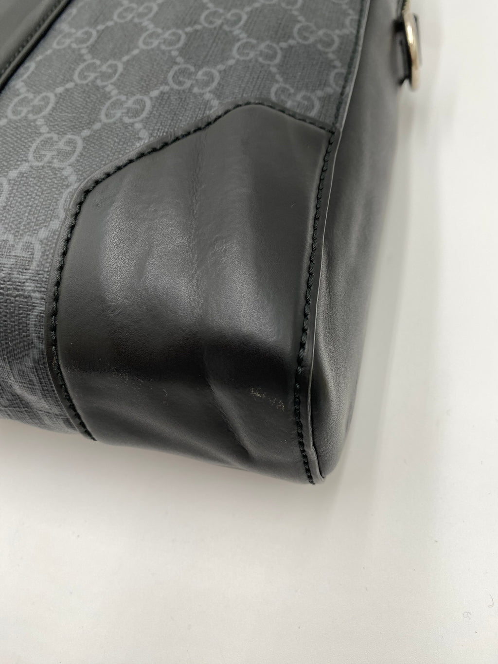 Gucci Supreme Document Bag