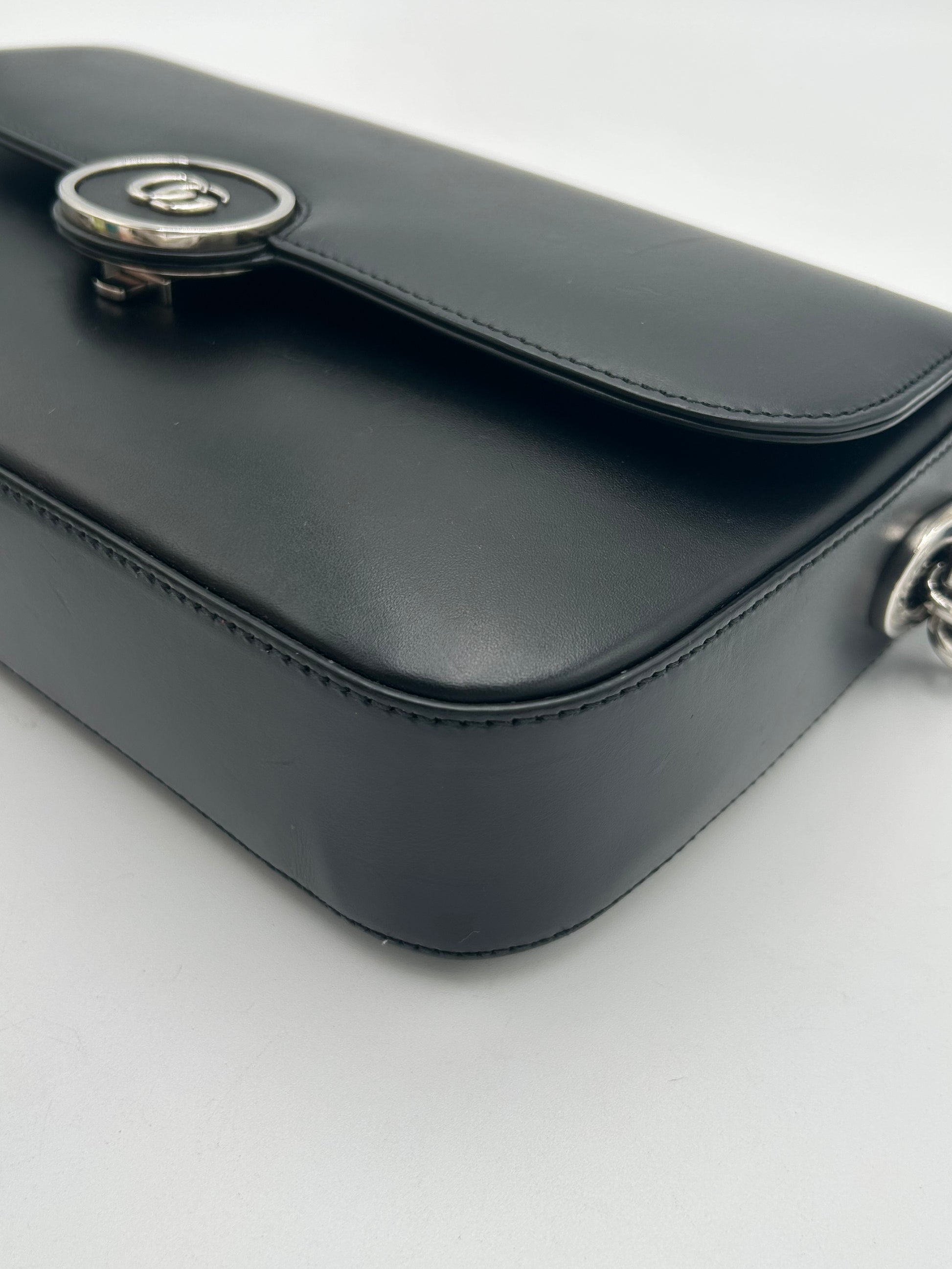 Gucci Petite Flap