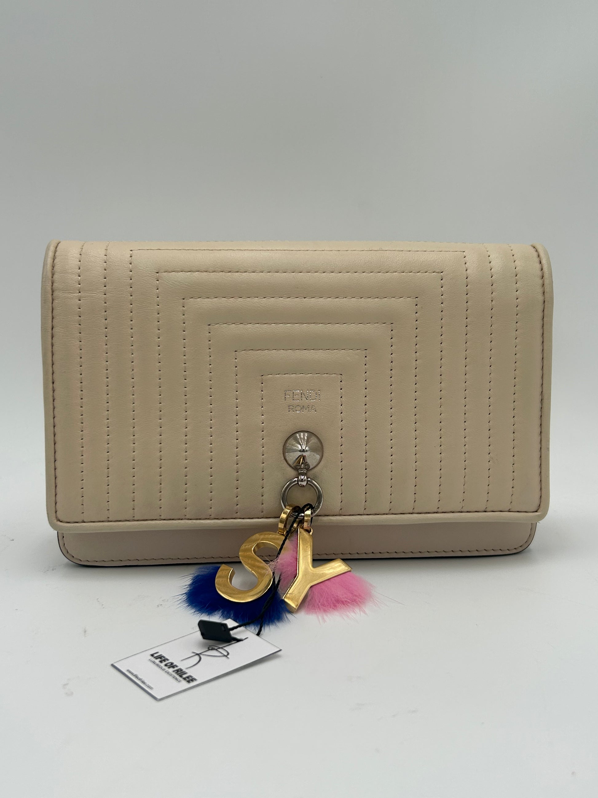 Fendi Dot Com Wallet on Chain