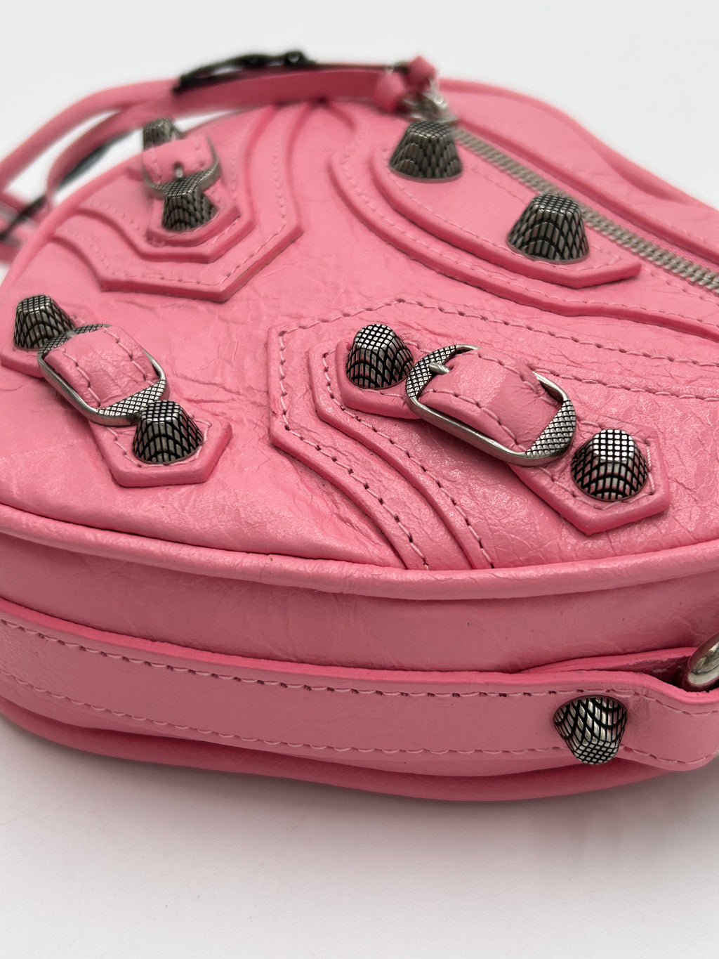 Balenciaga Le Cagole Heart