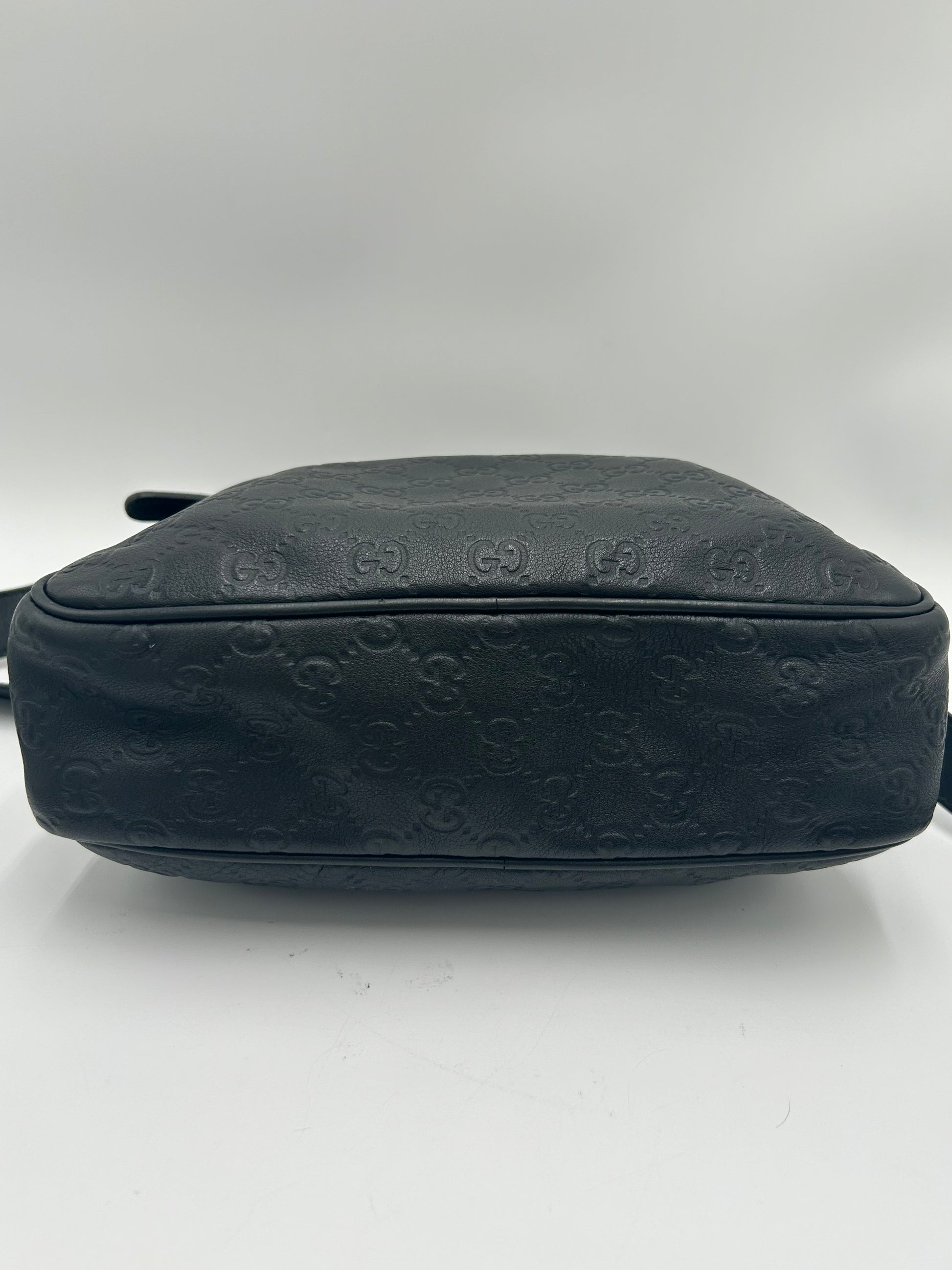 Gucci Guccissima Messenger