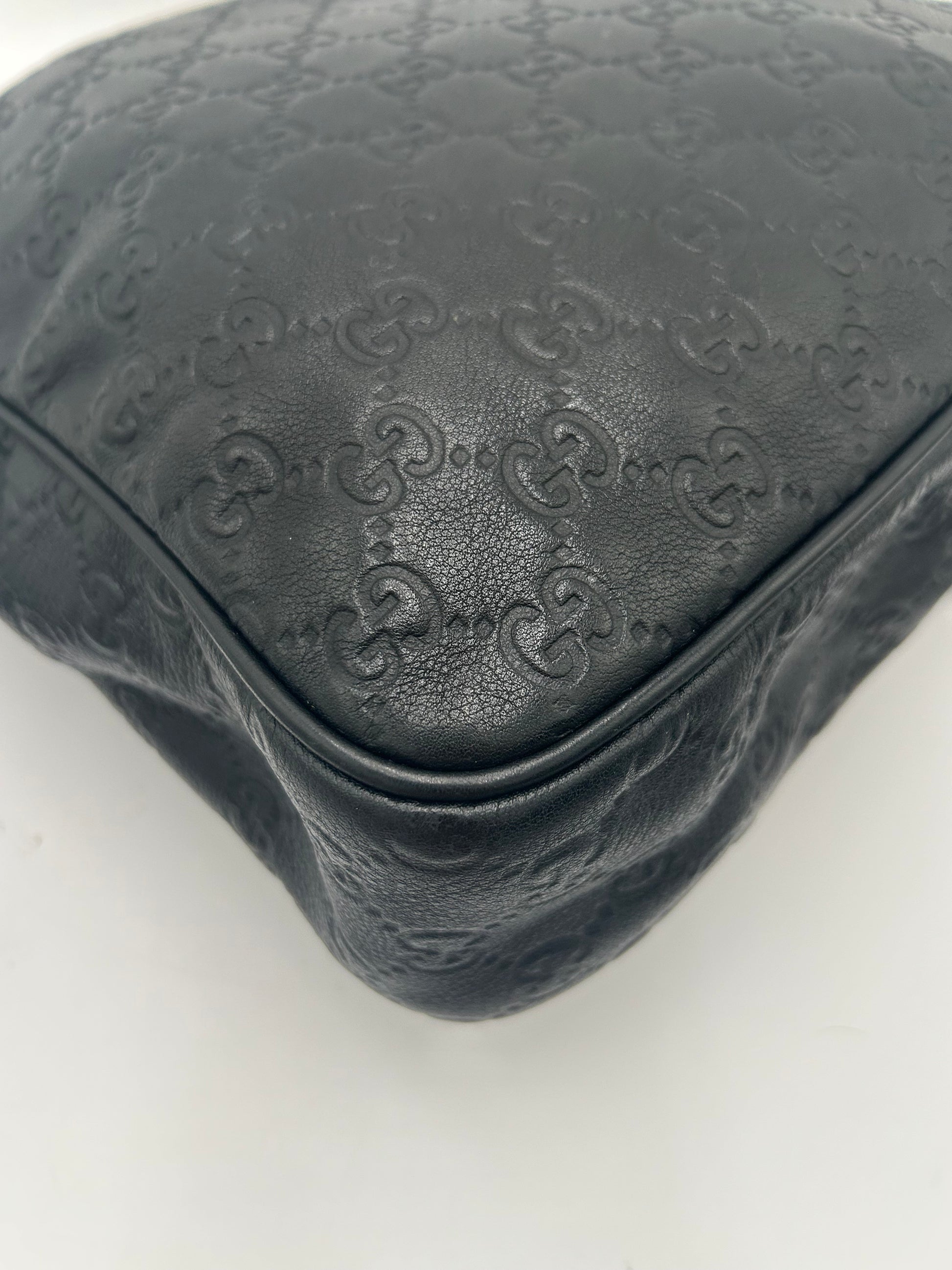 Gucci Guccissima Messenger