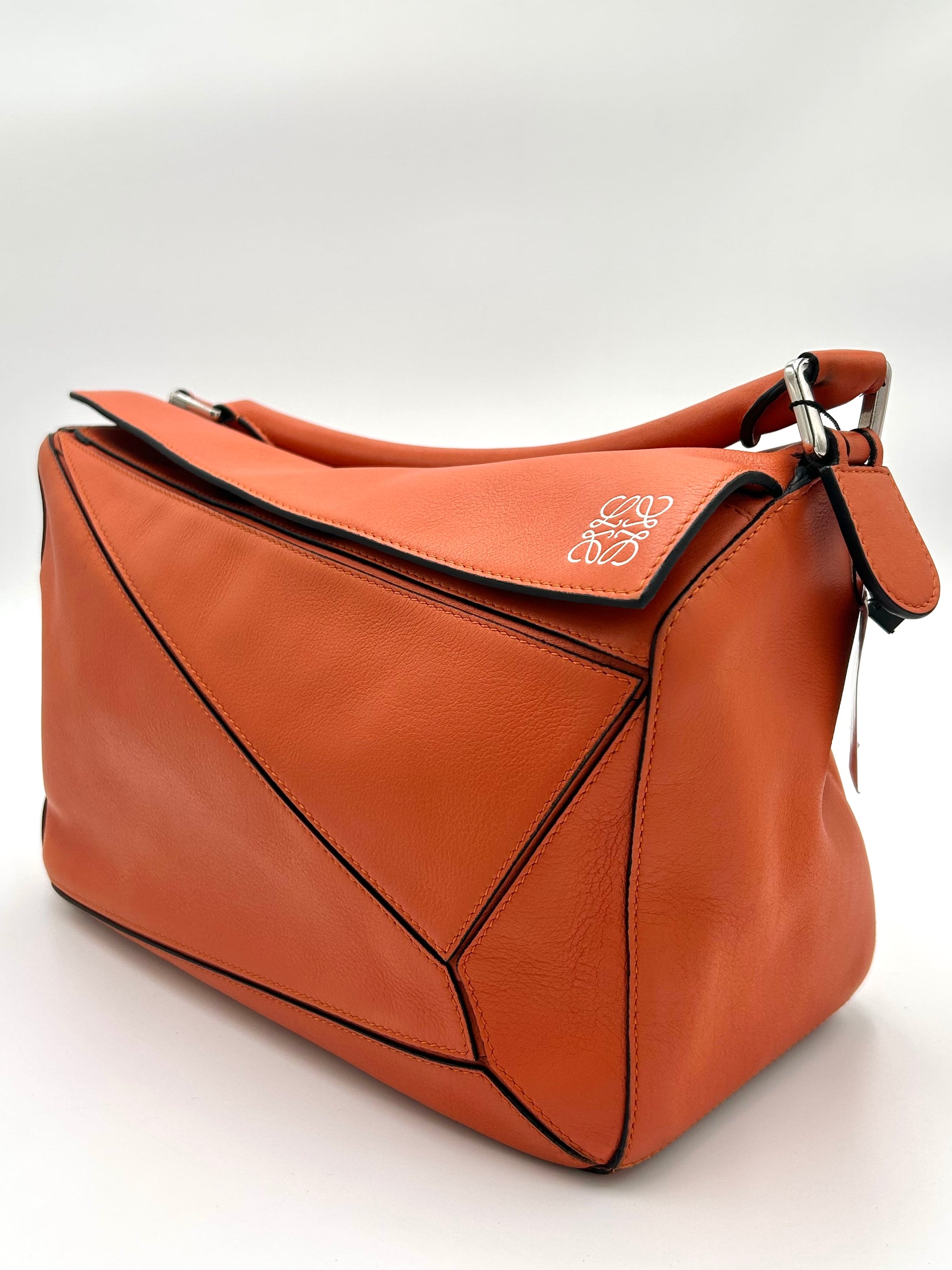 Loewe Puzzle Medium