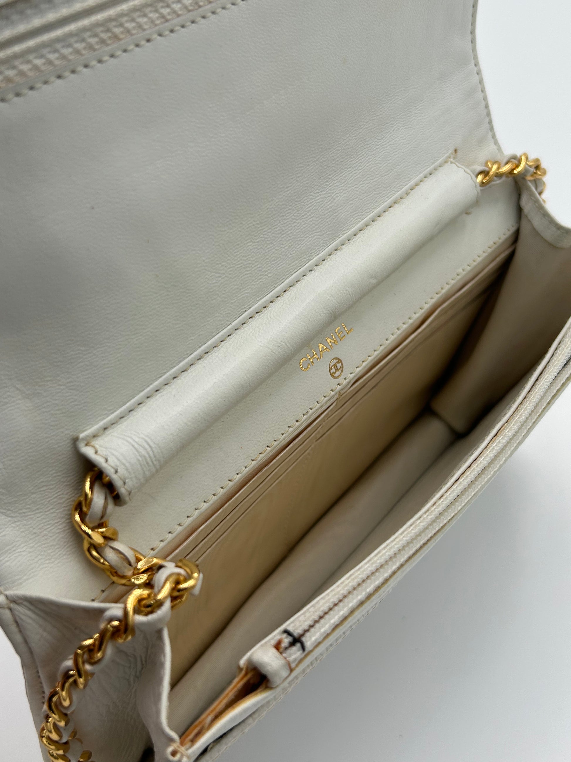 Chanel Wallet On Chain