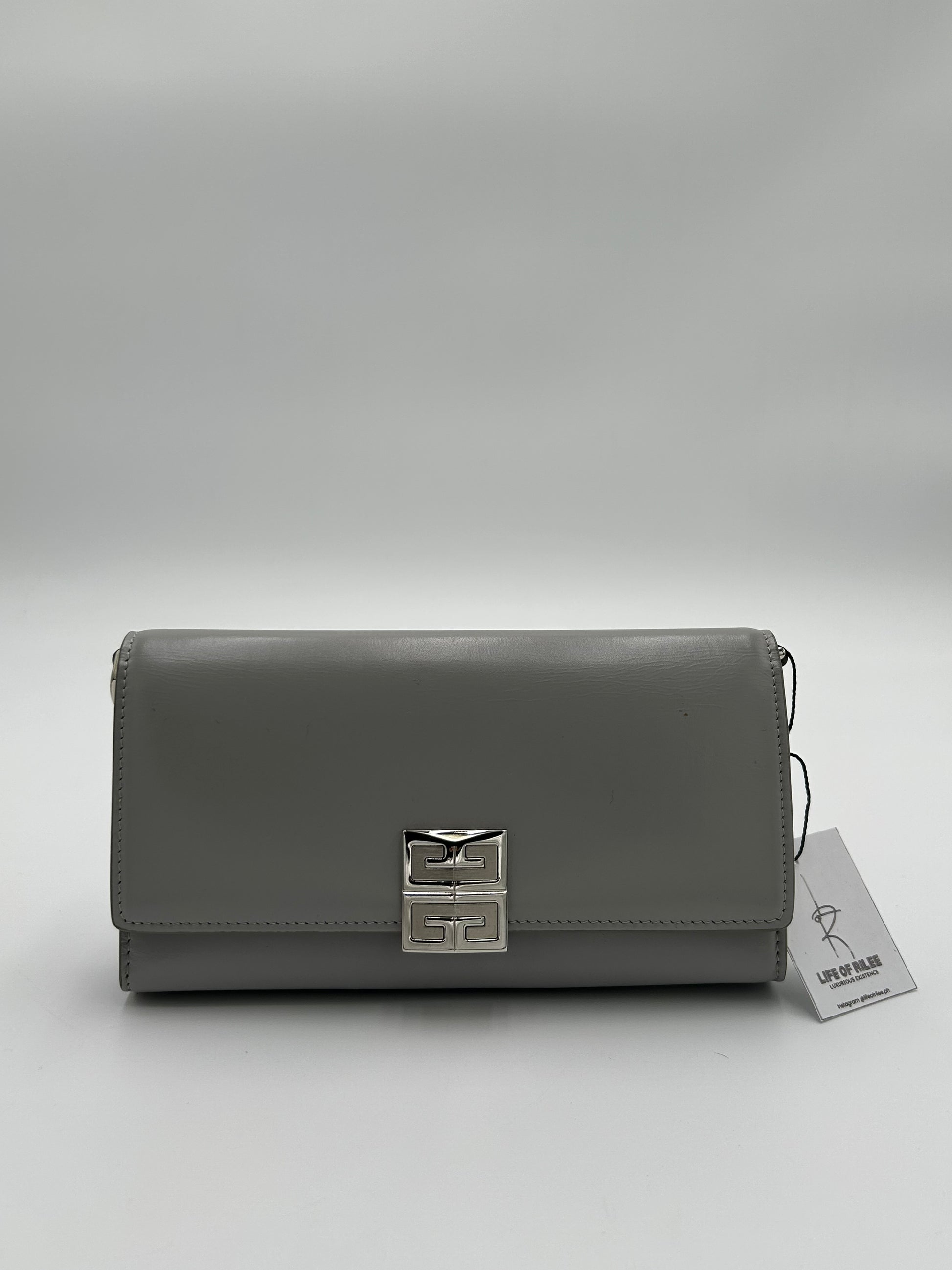 Givenchy Wallet on Chain