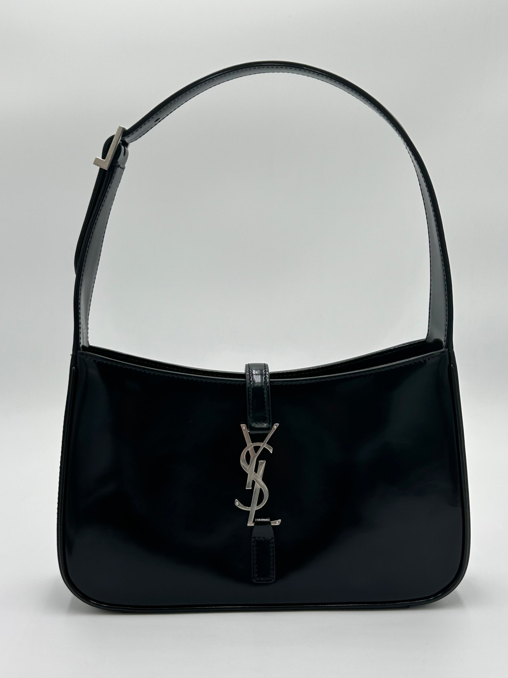 YSL Le 5 a 7