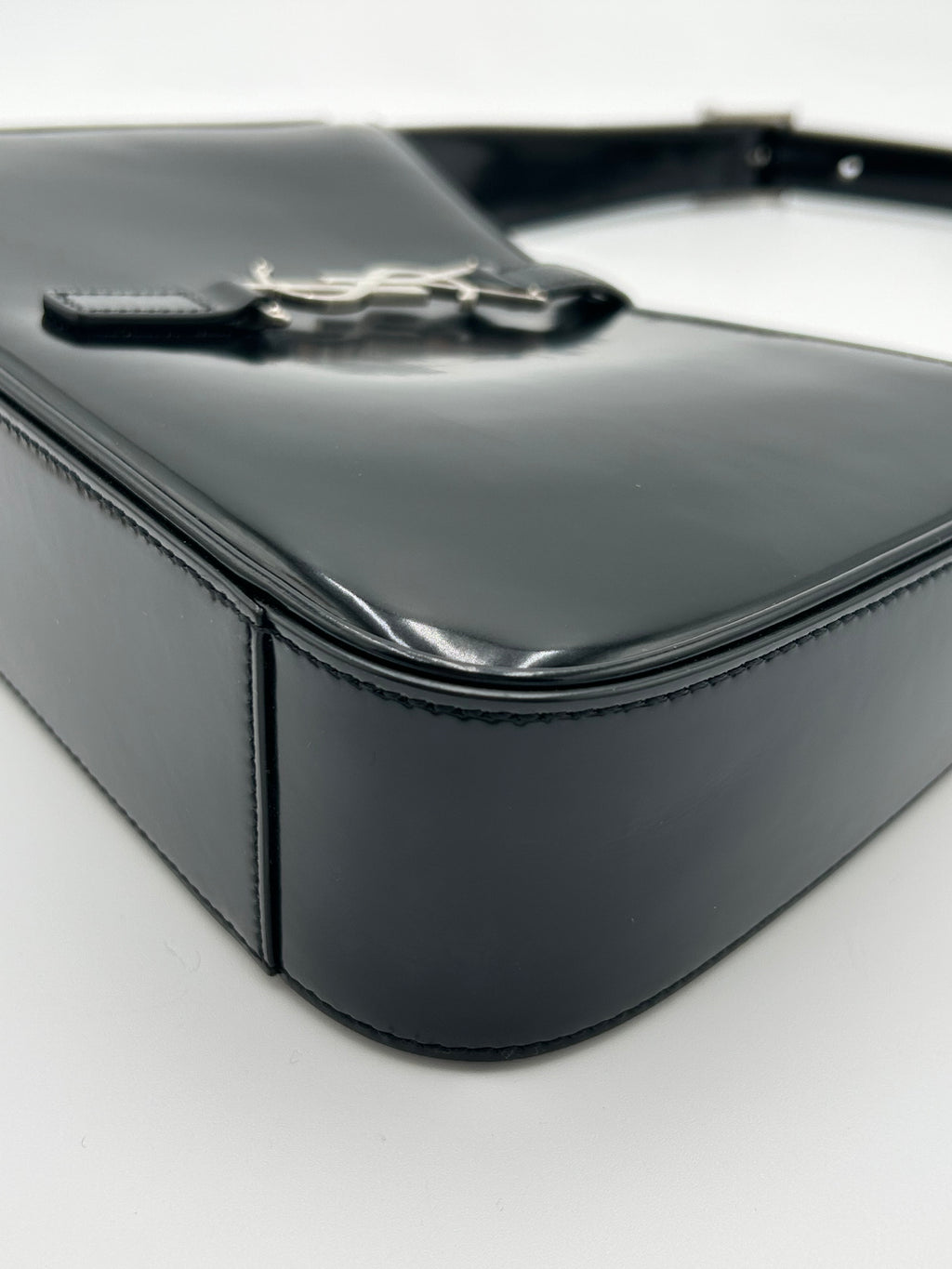 YSL Le 5 a 7