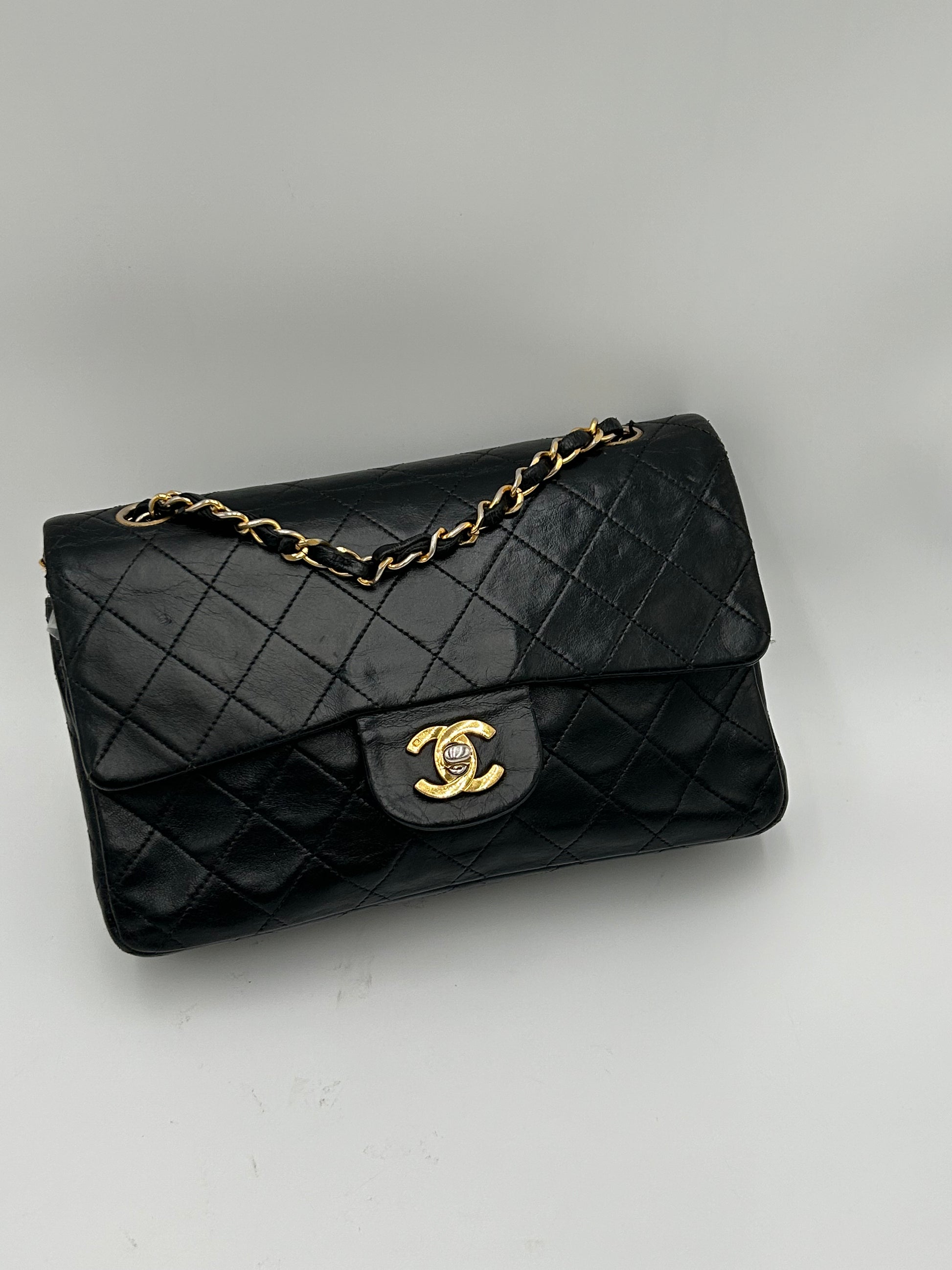 Chanel Classic Double Flap Medium