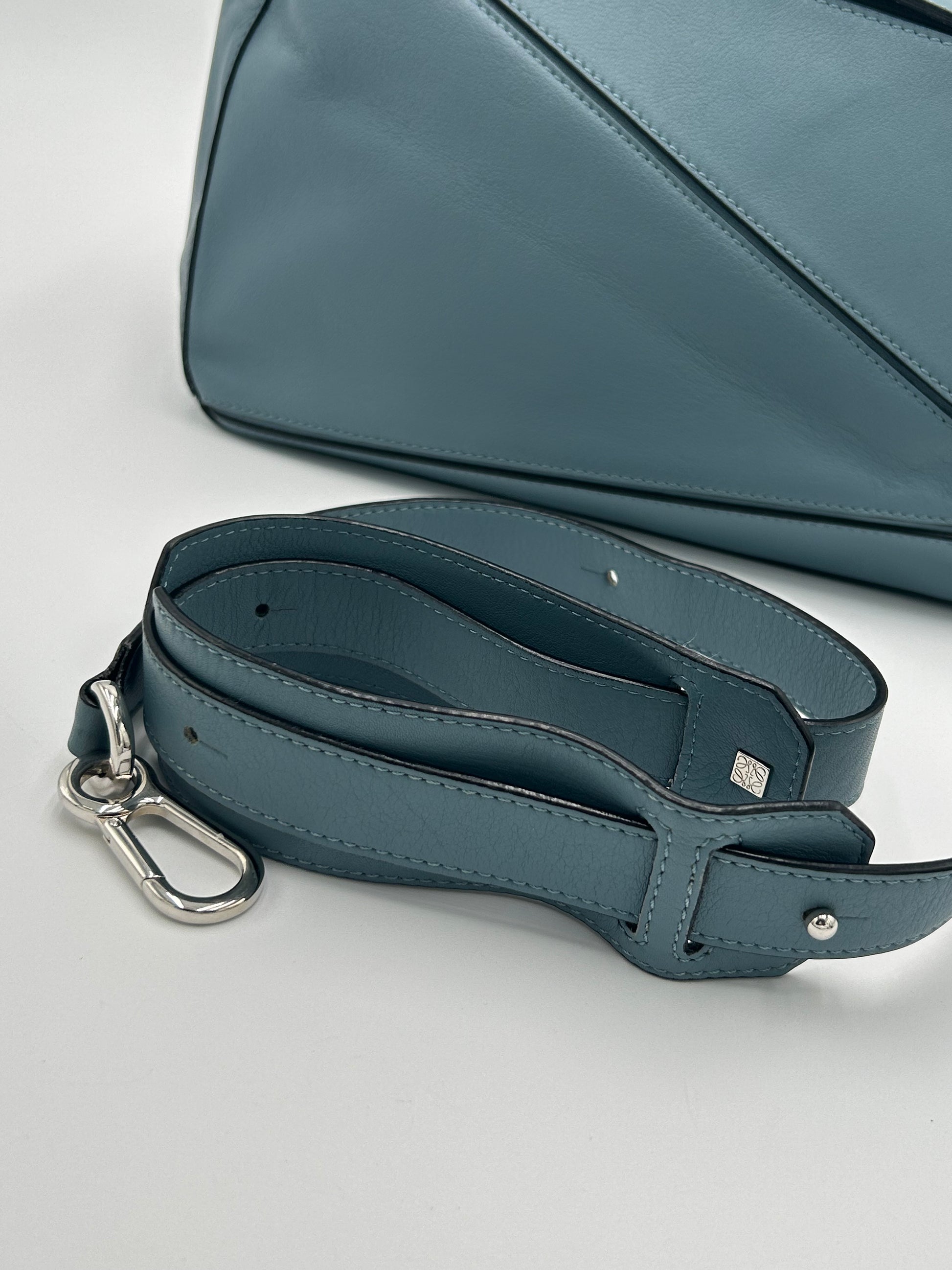 Loewe Puzzle Medium