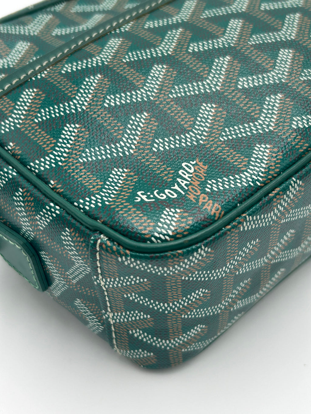 Goyard Capvert