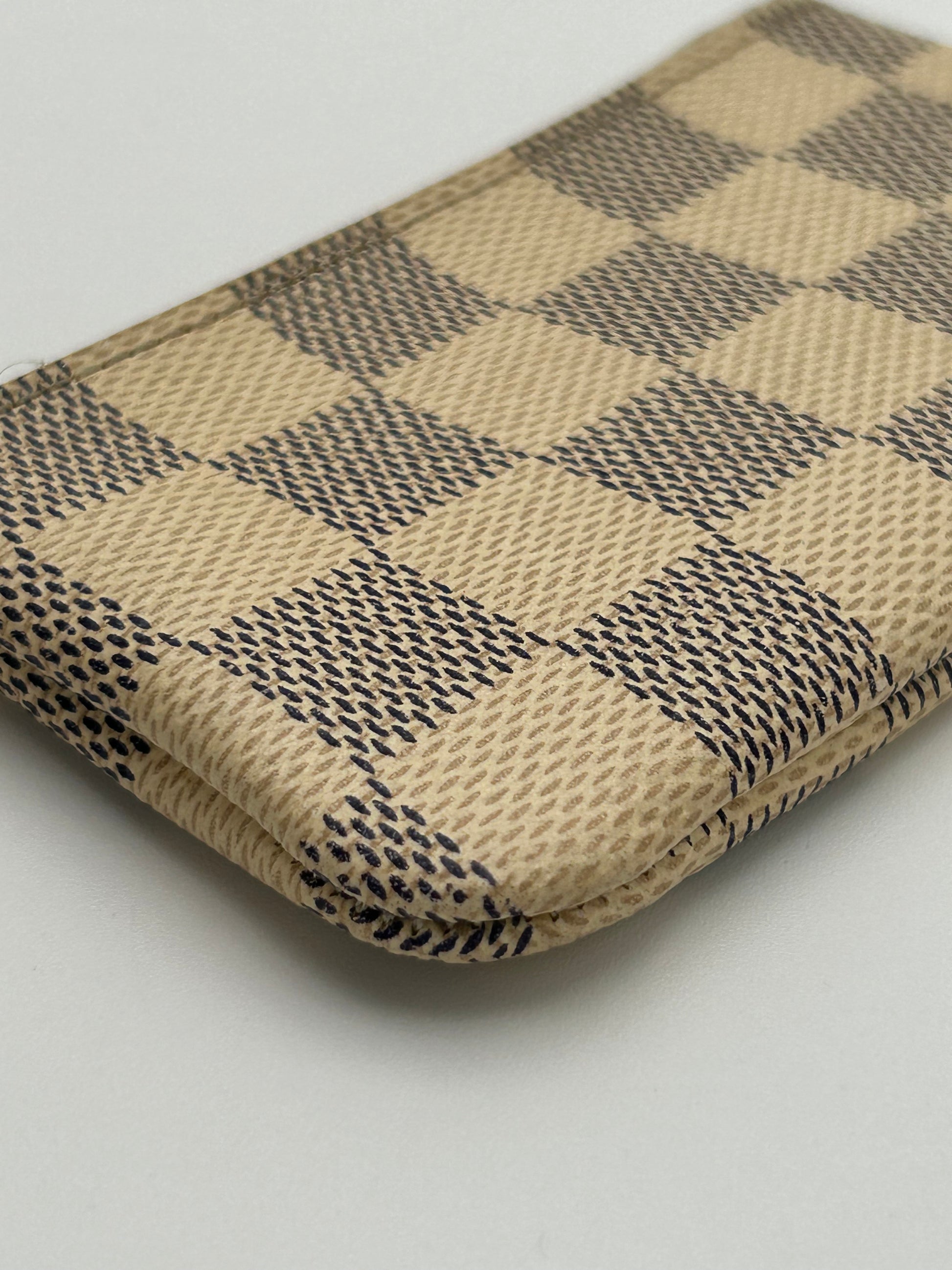 LV Key Cles