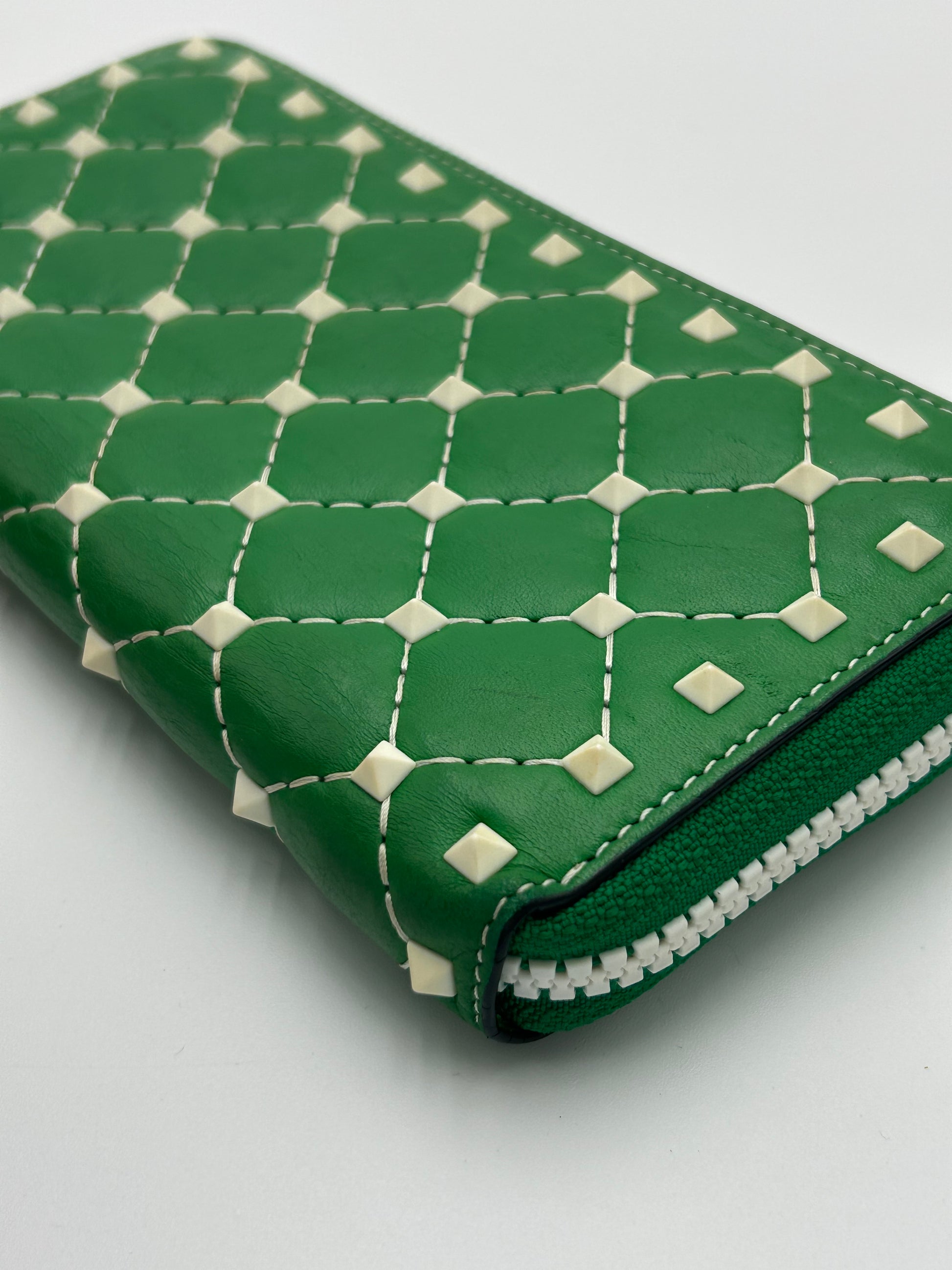 Valentino Rockstud Wallet