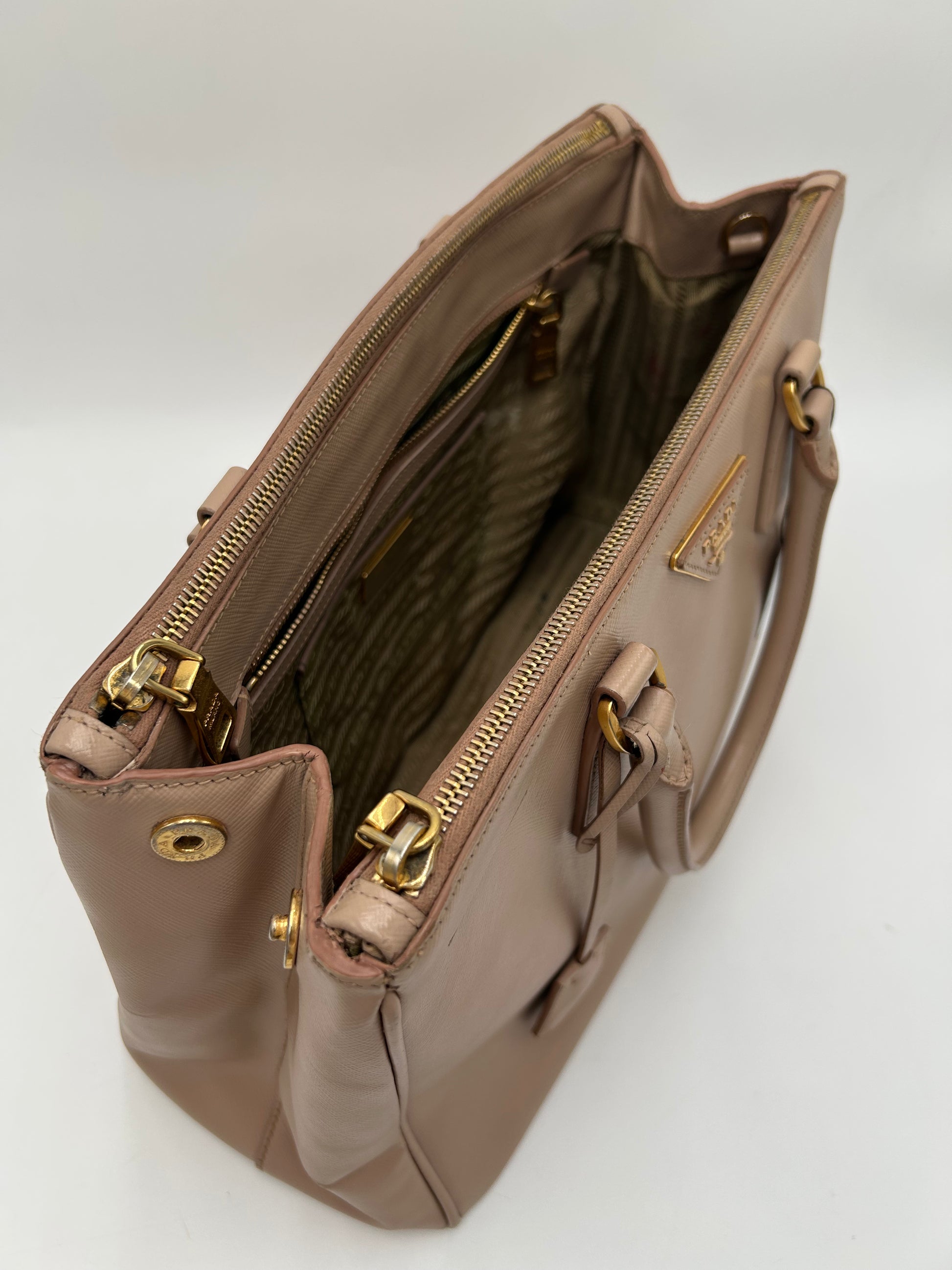 Prada Lux Galleria Medium