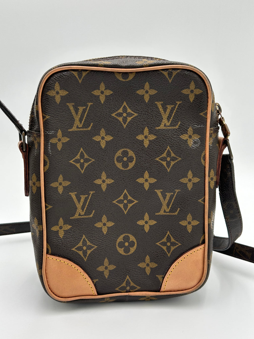 LV Amazon