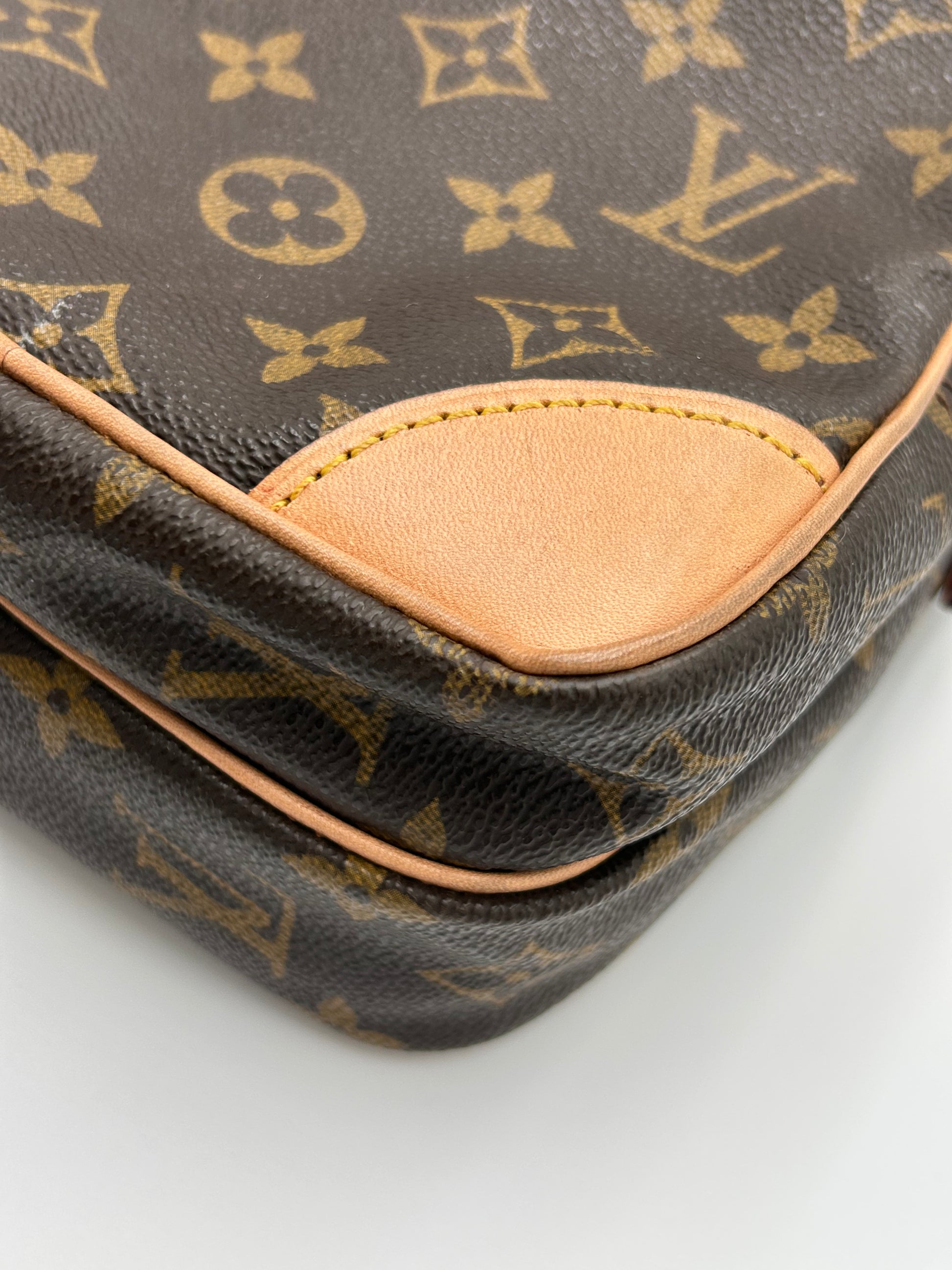 LV Amazon