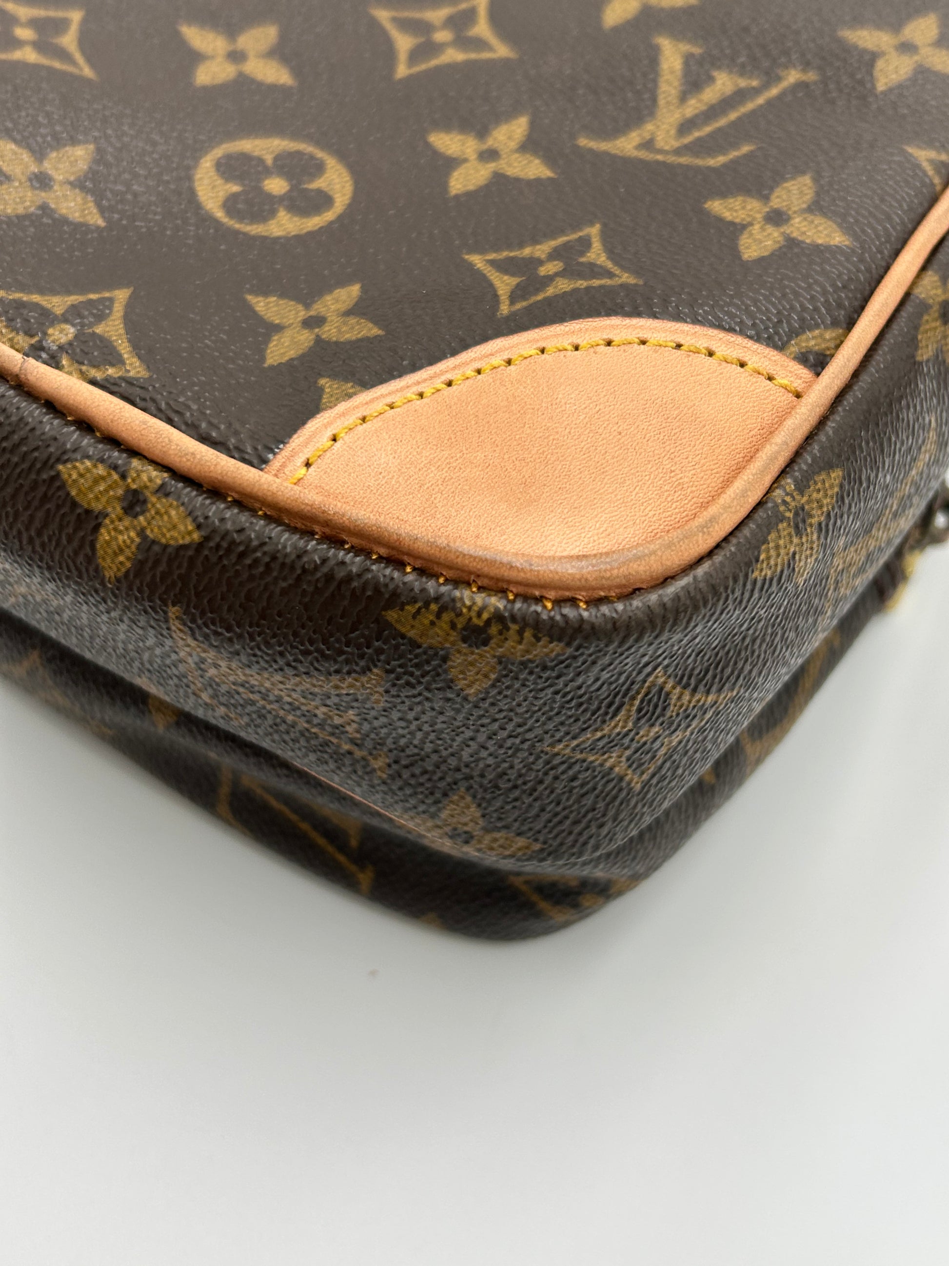 LV Amazon